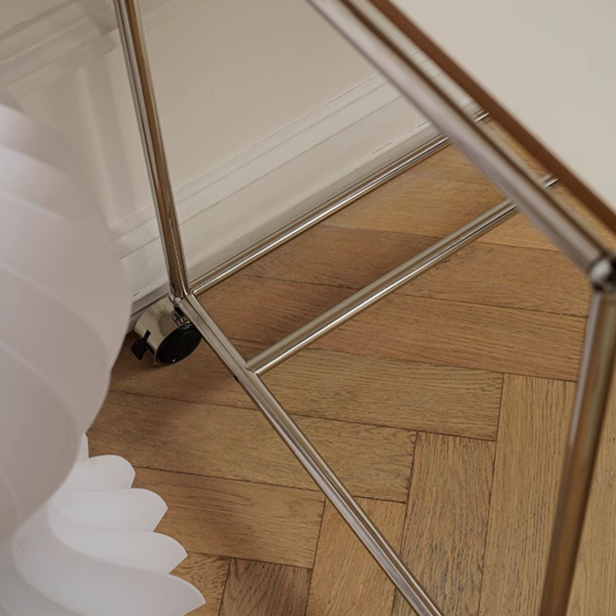USM Haller Desk Replica | The Feelter