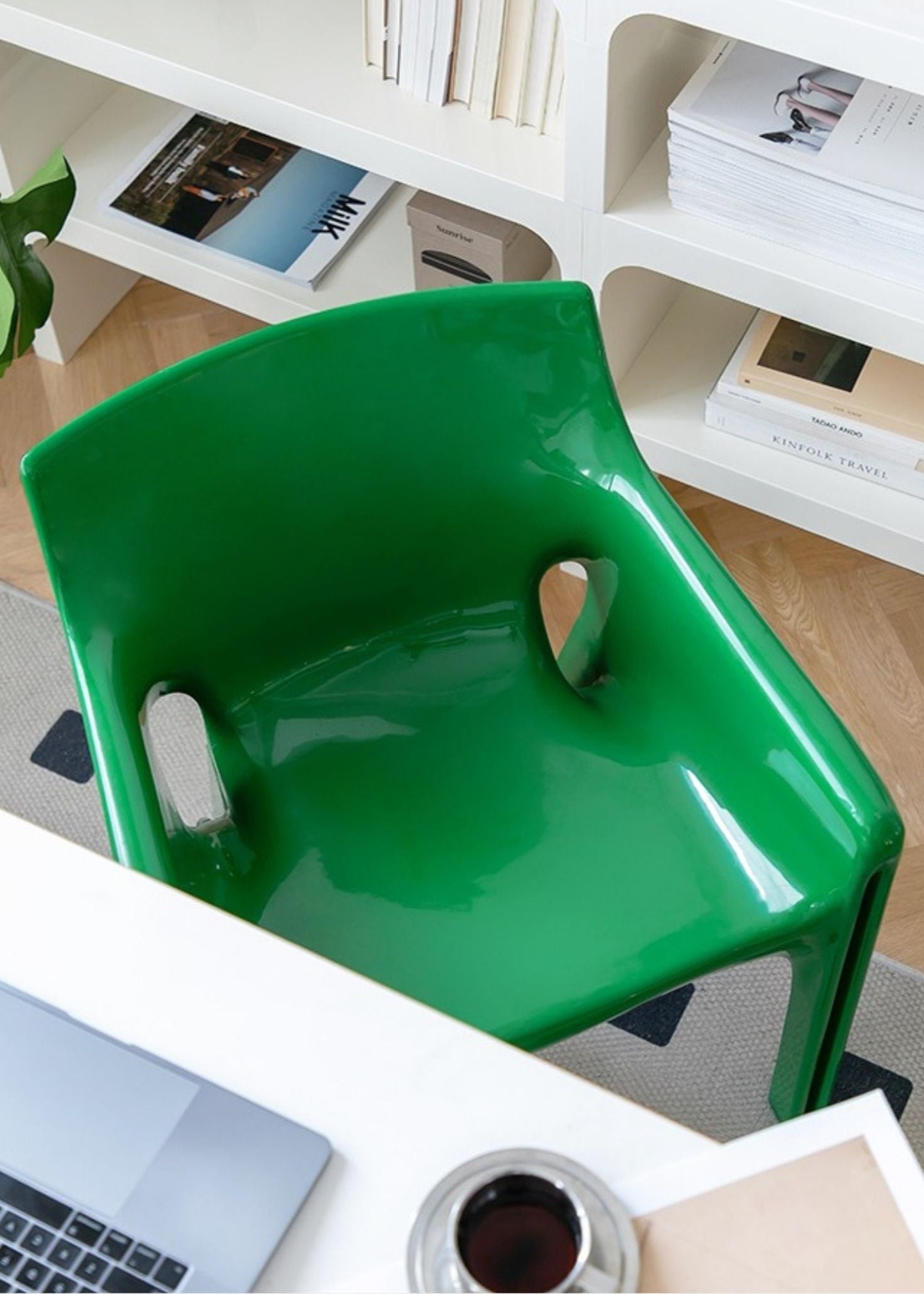 Gaudi Chair Replica | The Feelter