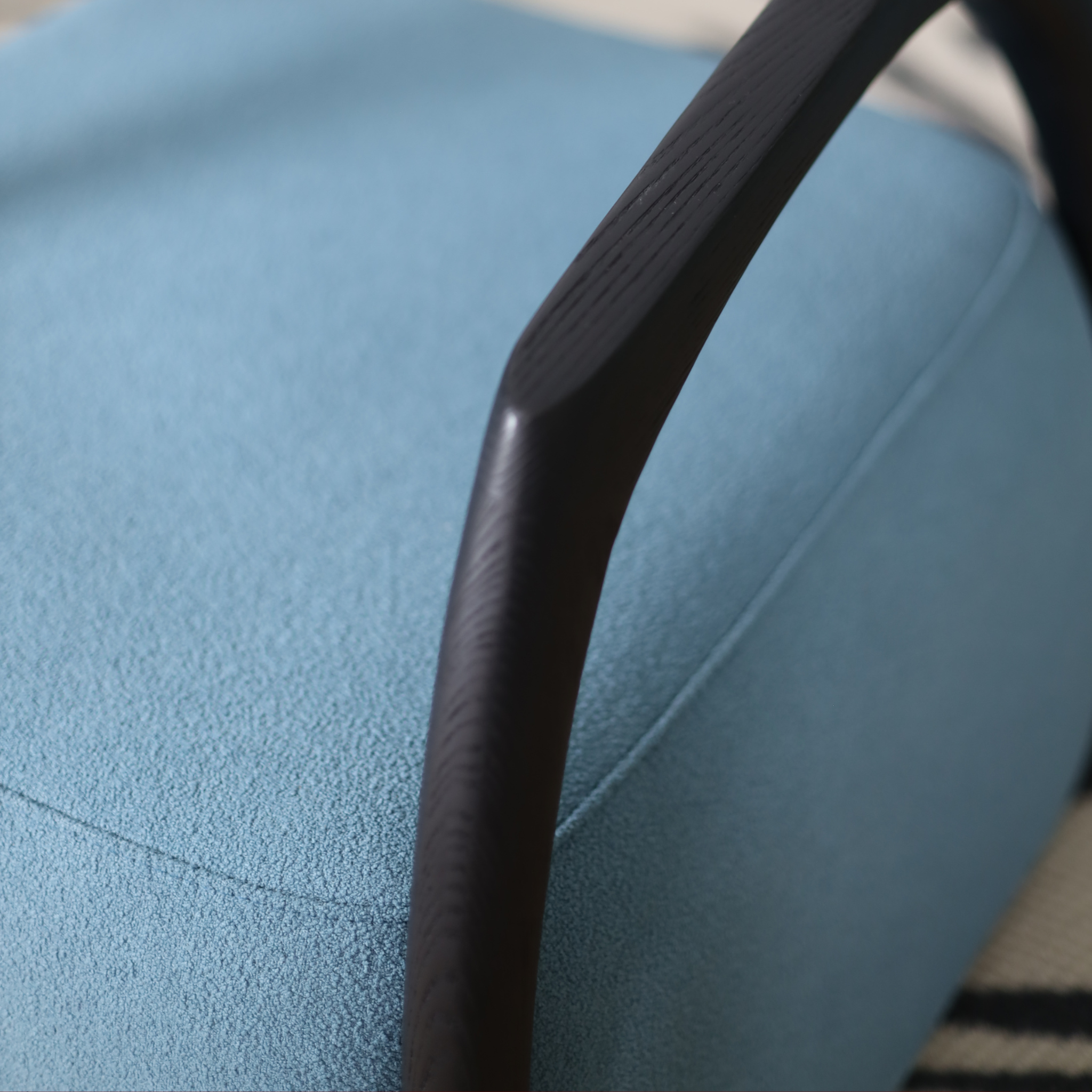 Vernon Armchair - The Feelter