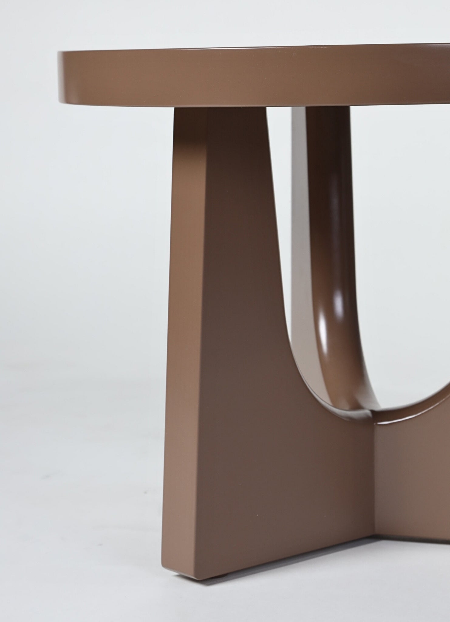 Geometric Side Tables - Gloss Lacquered Wood - The Feelter