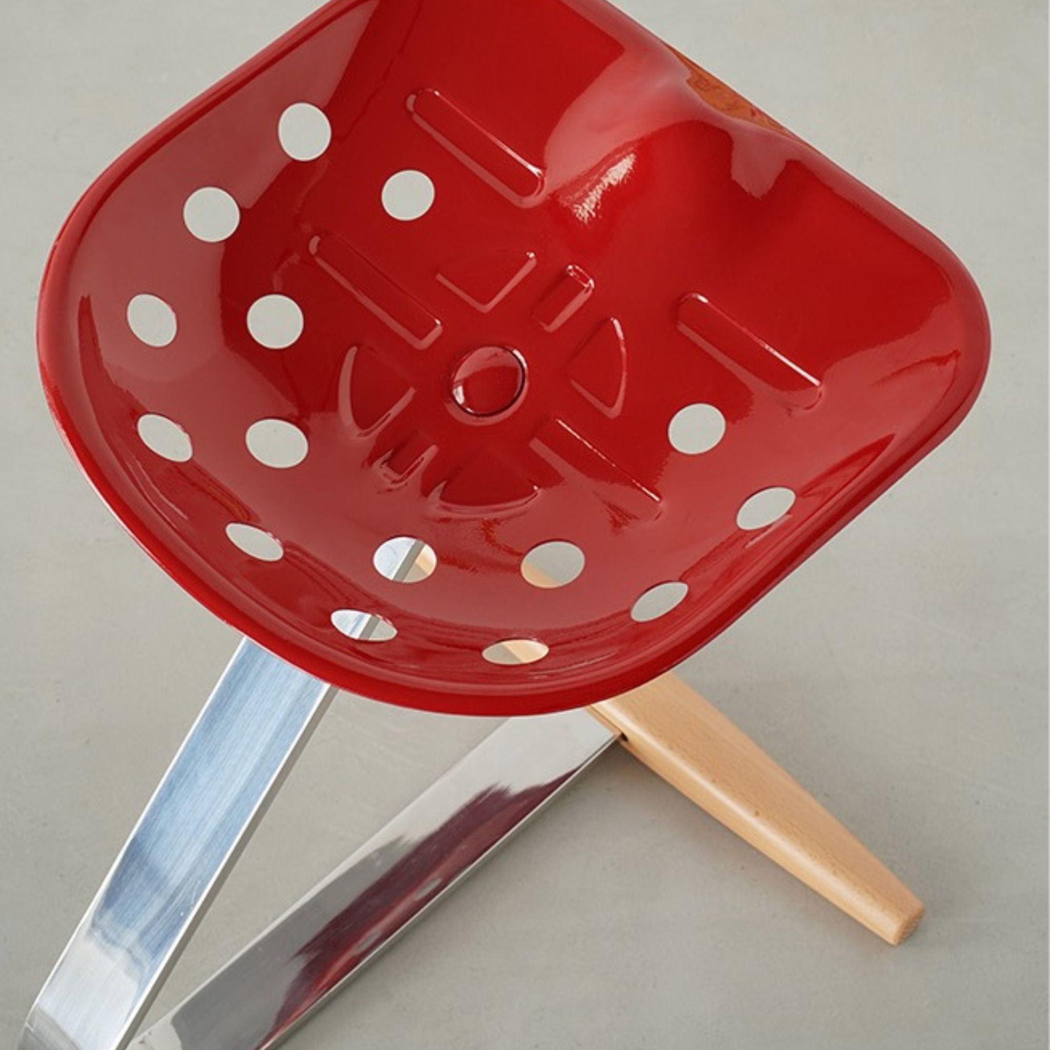 Mezzadro Stool Replica | The Feelter