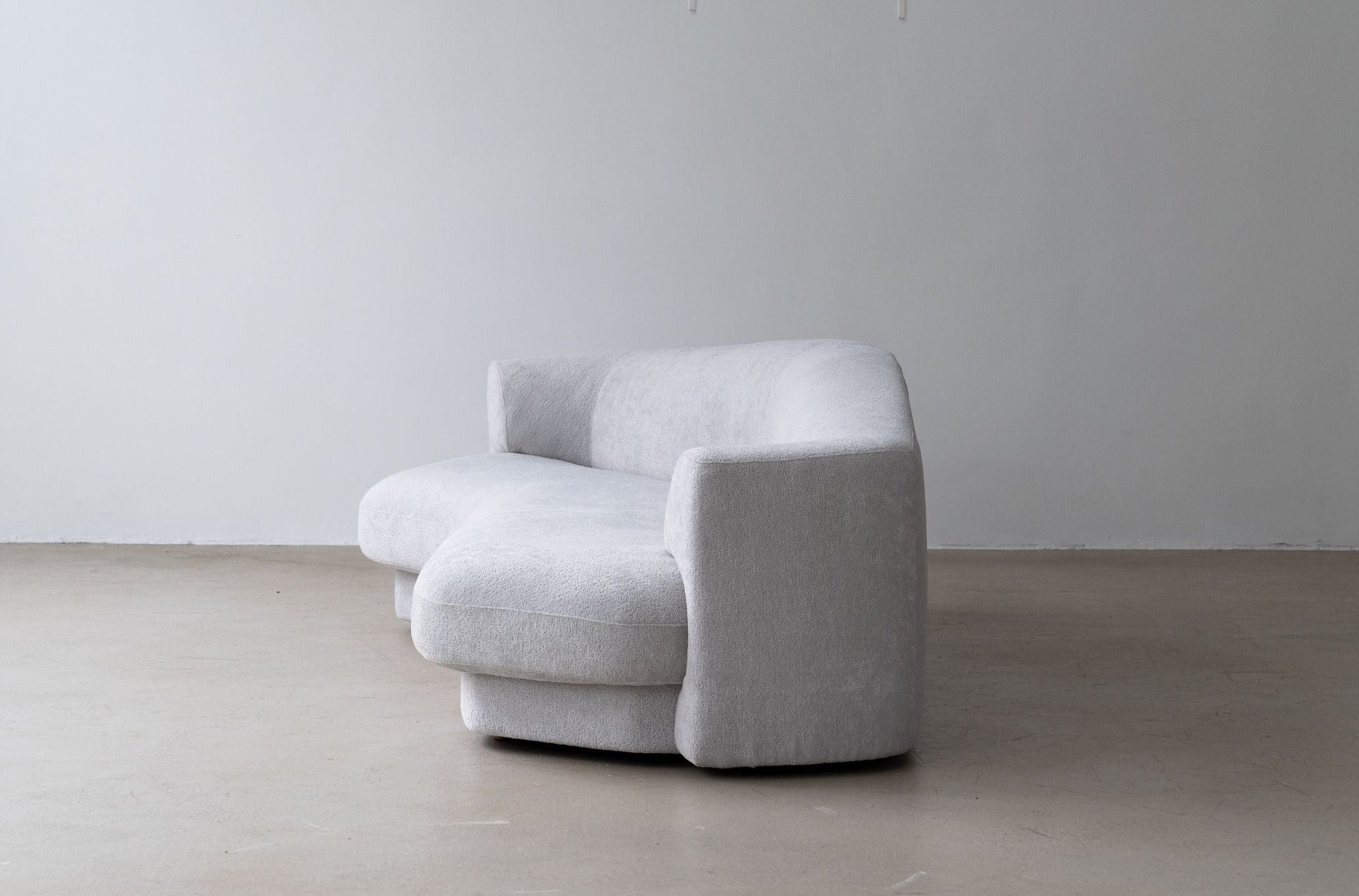 Yumi Sofa Replica | The Feelter