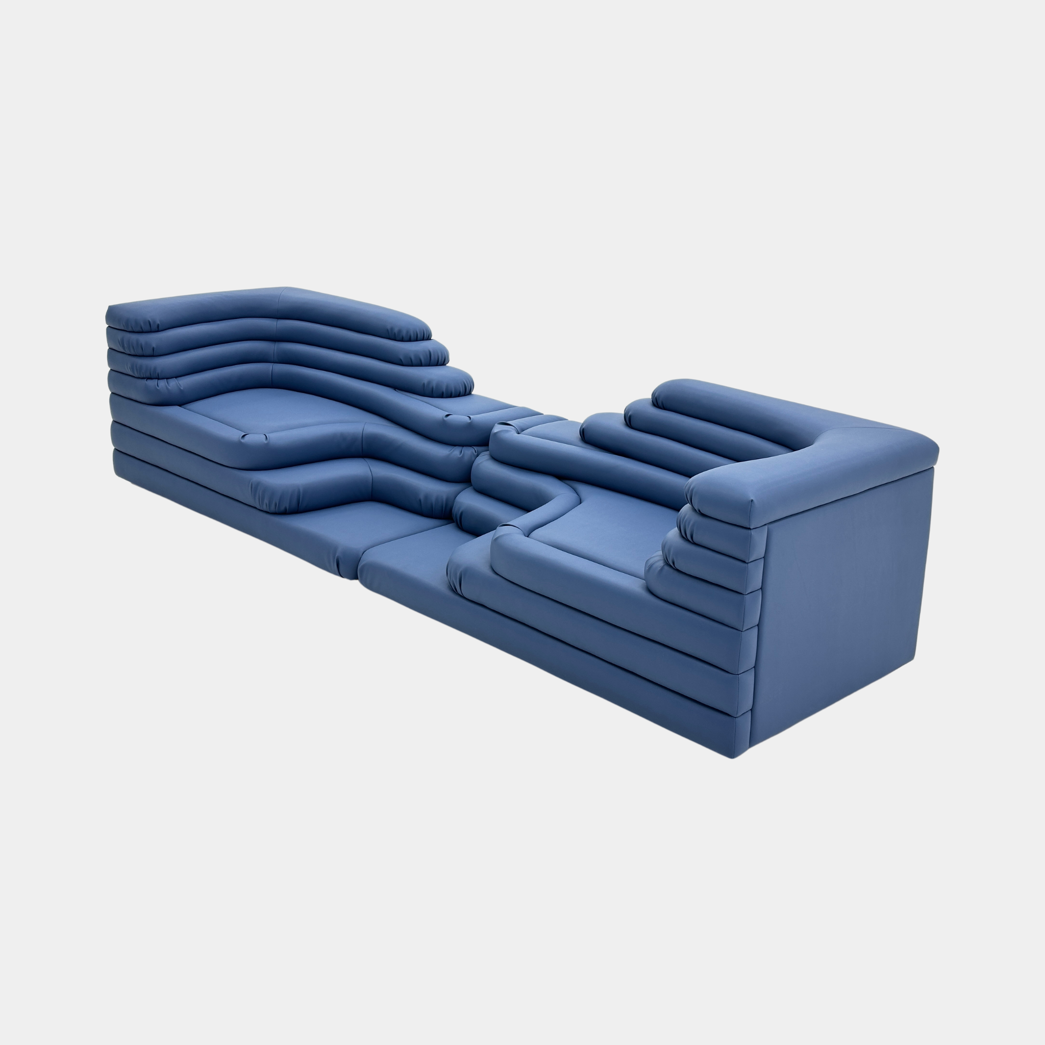 Layered Sofa - The Feelter