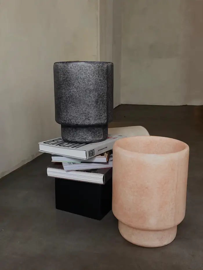 Kar Studio | Tong Vase/Bin