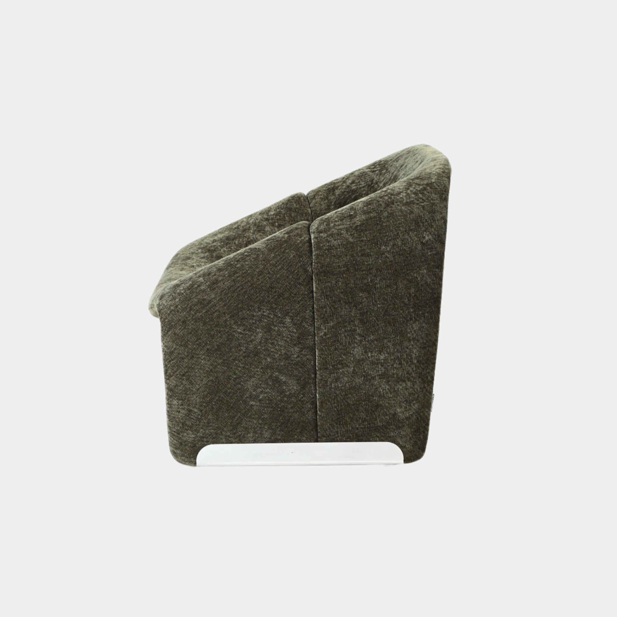 Groovy Armchair Replica | The Feelter