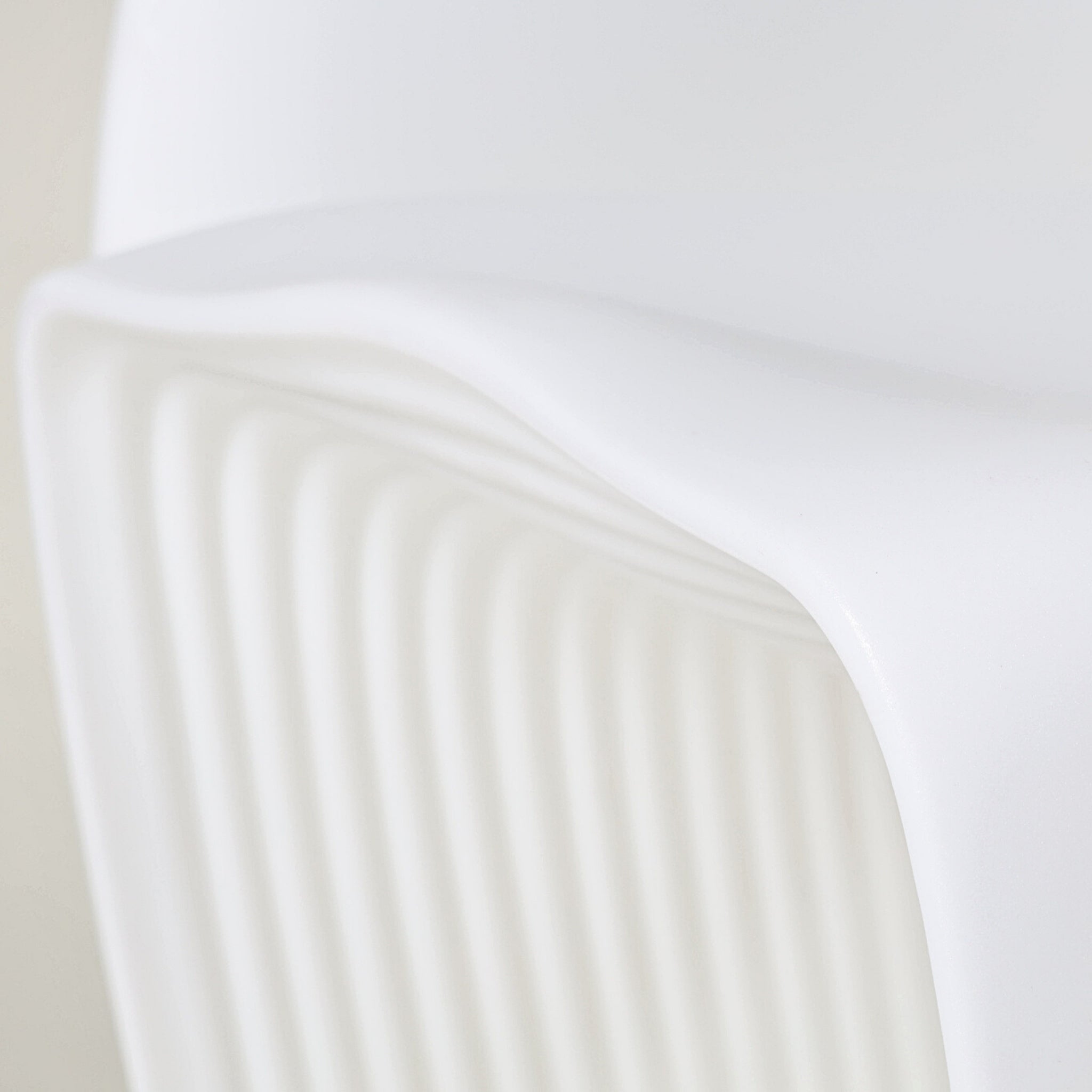 Reverence Armchair - The Feelter