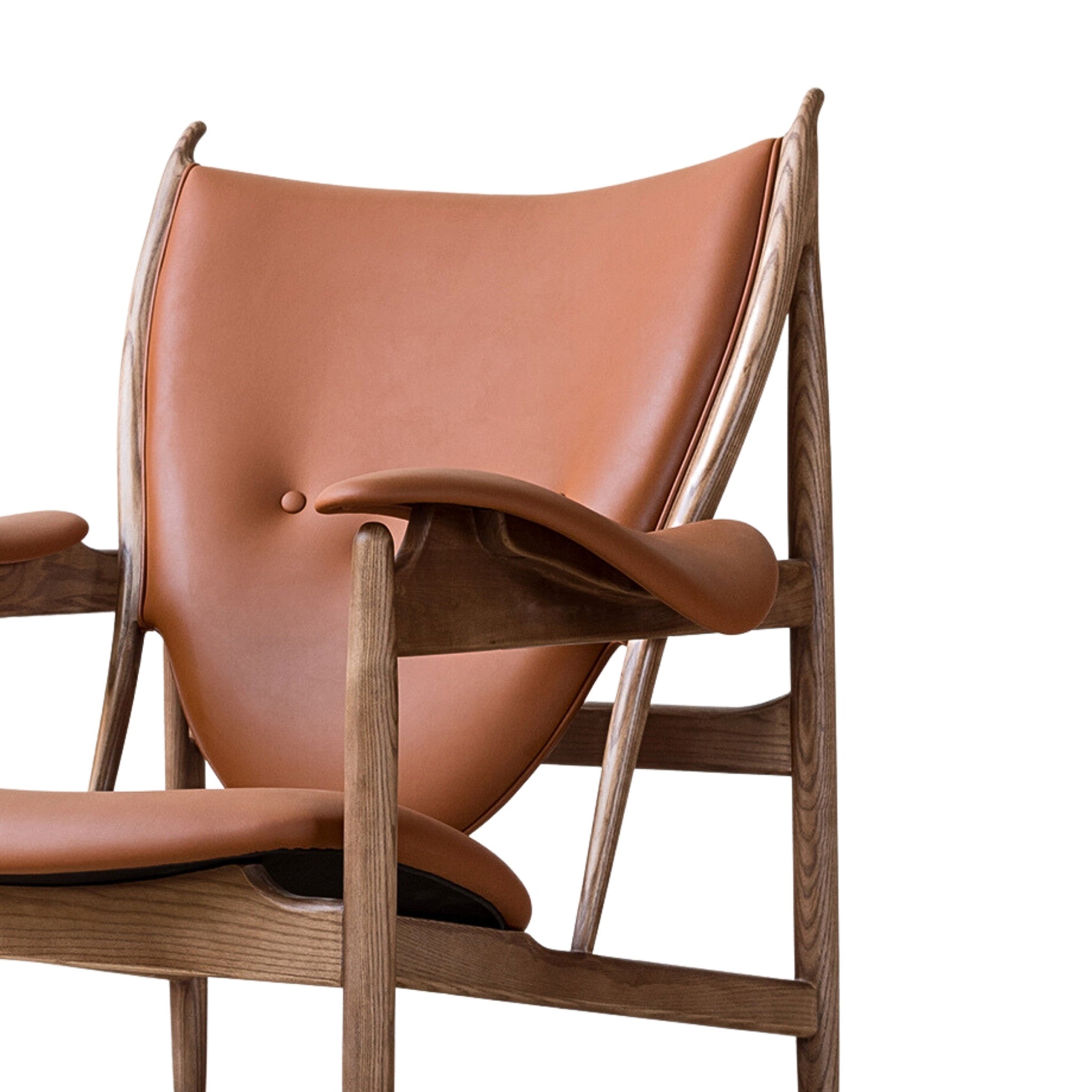 Chieftain Chair Replica | The Feelter