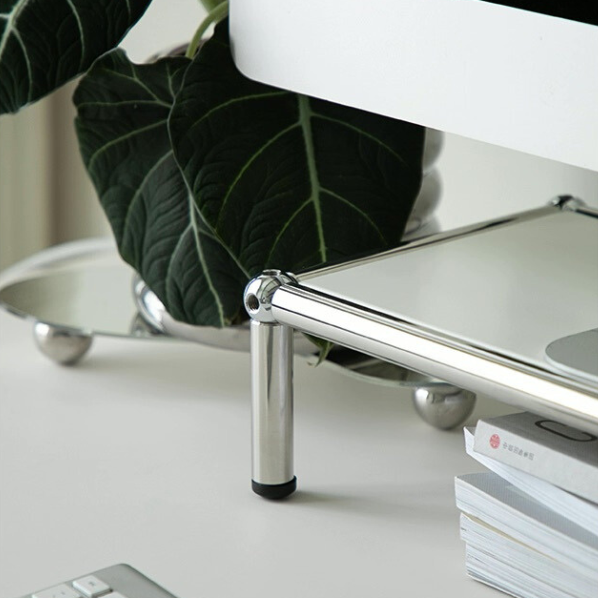 Form Series | Modular Screen Stand - The Feelter