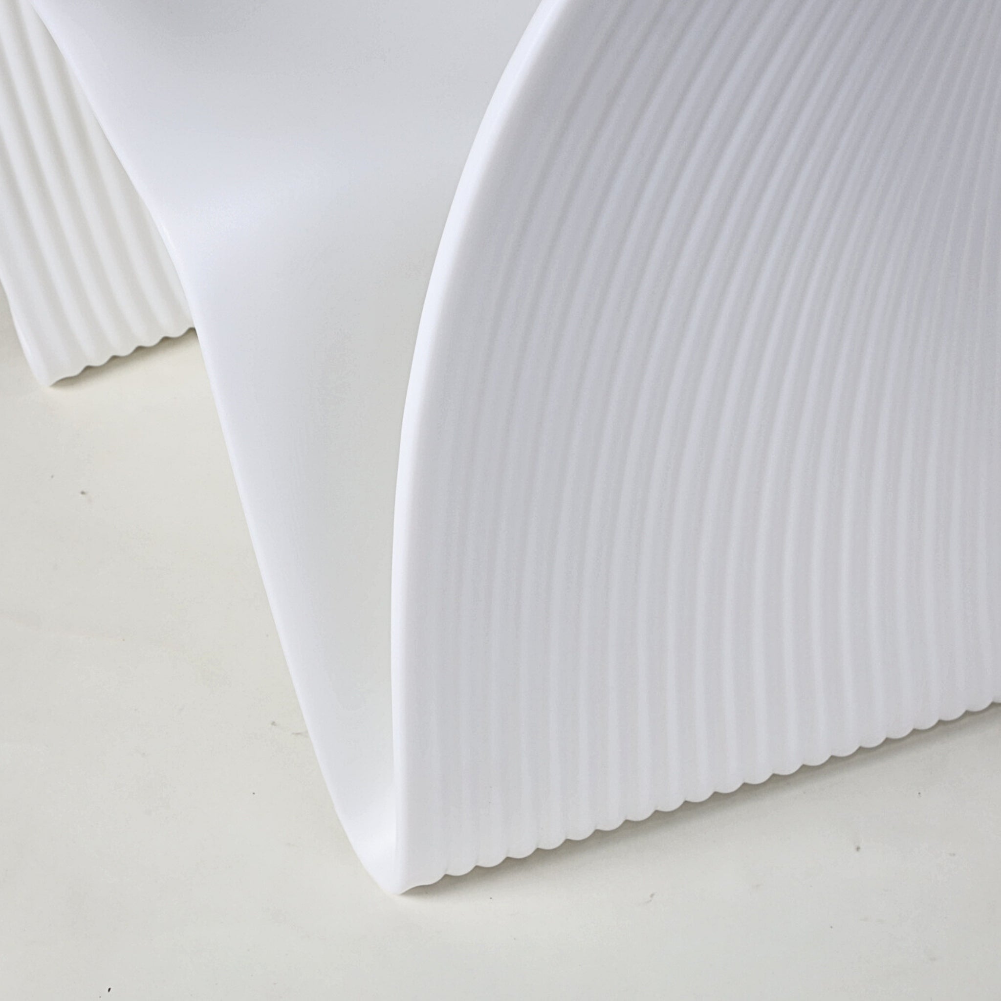 Reverence Armchair - The Feelter