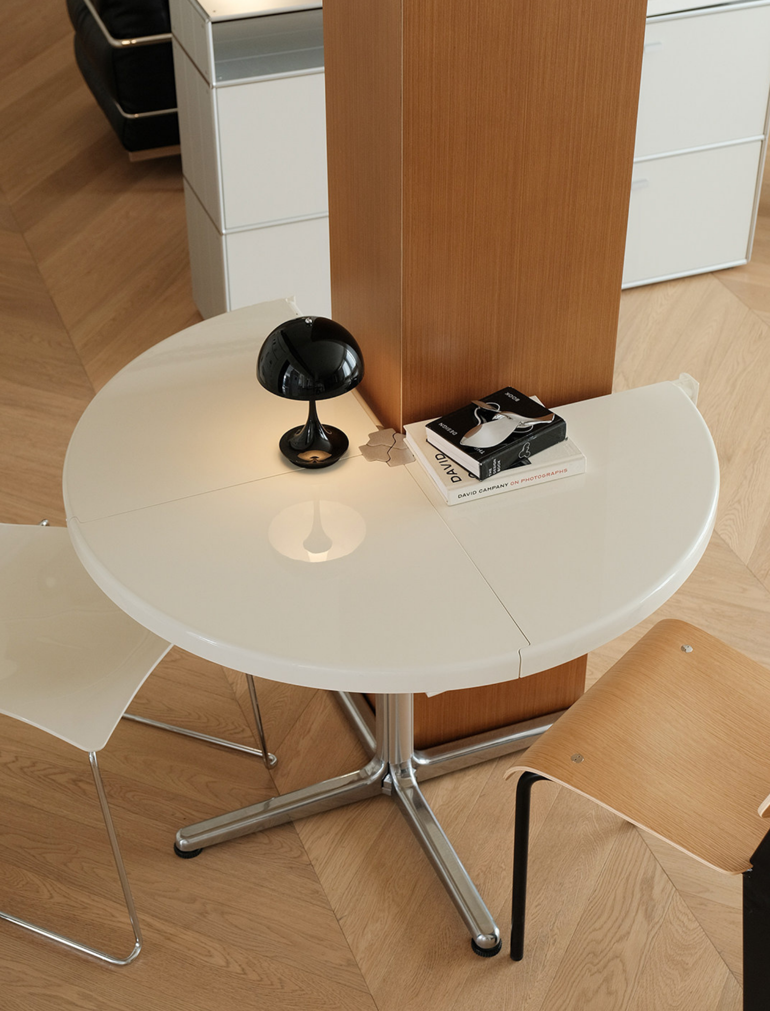 Collapsible Round Plastic Table