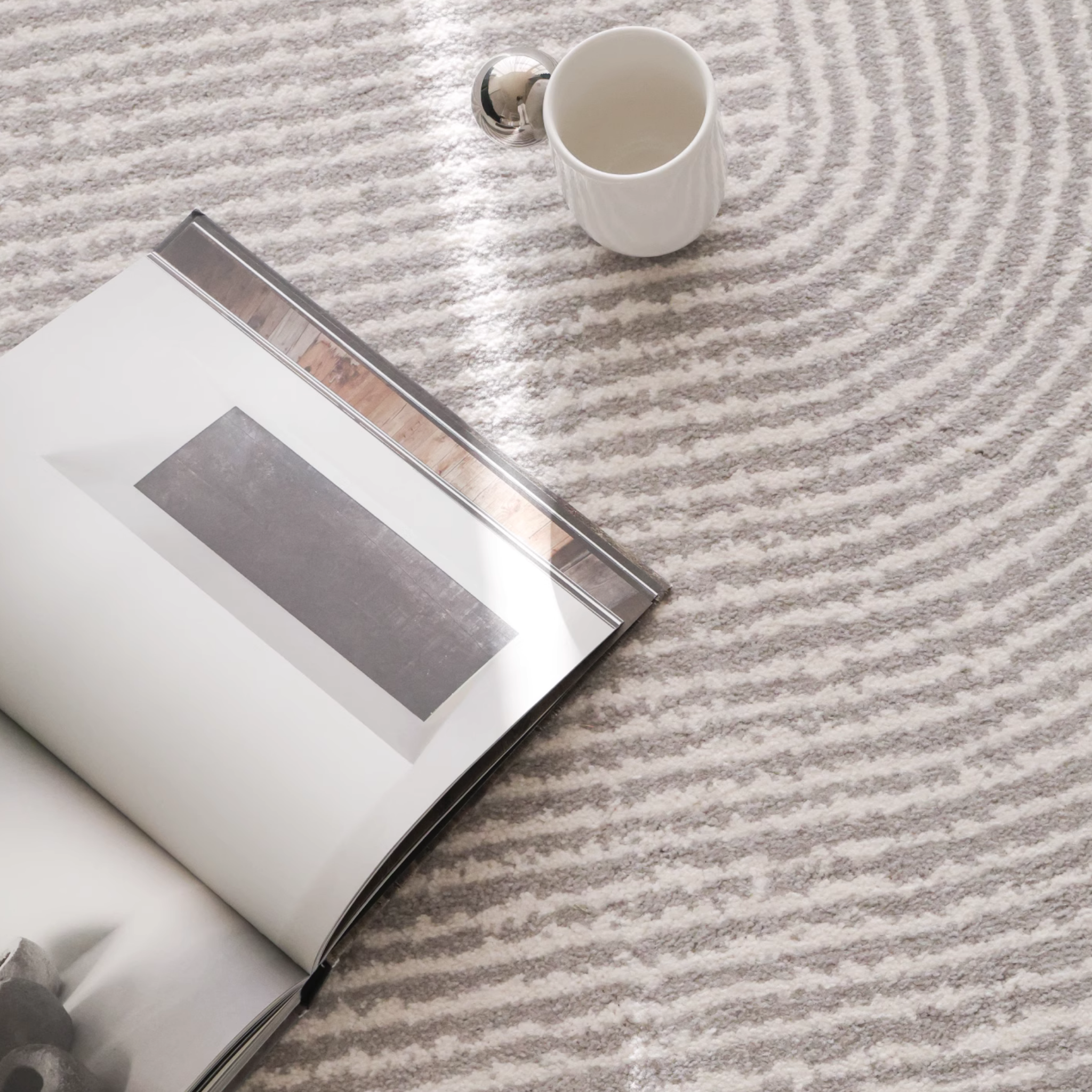 Wave Glue-Free Rug