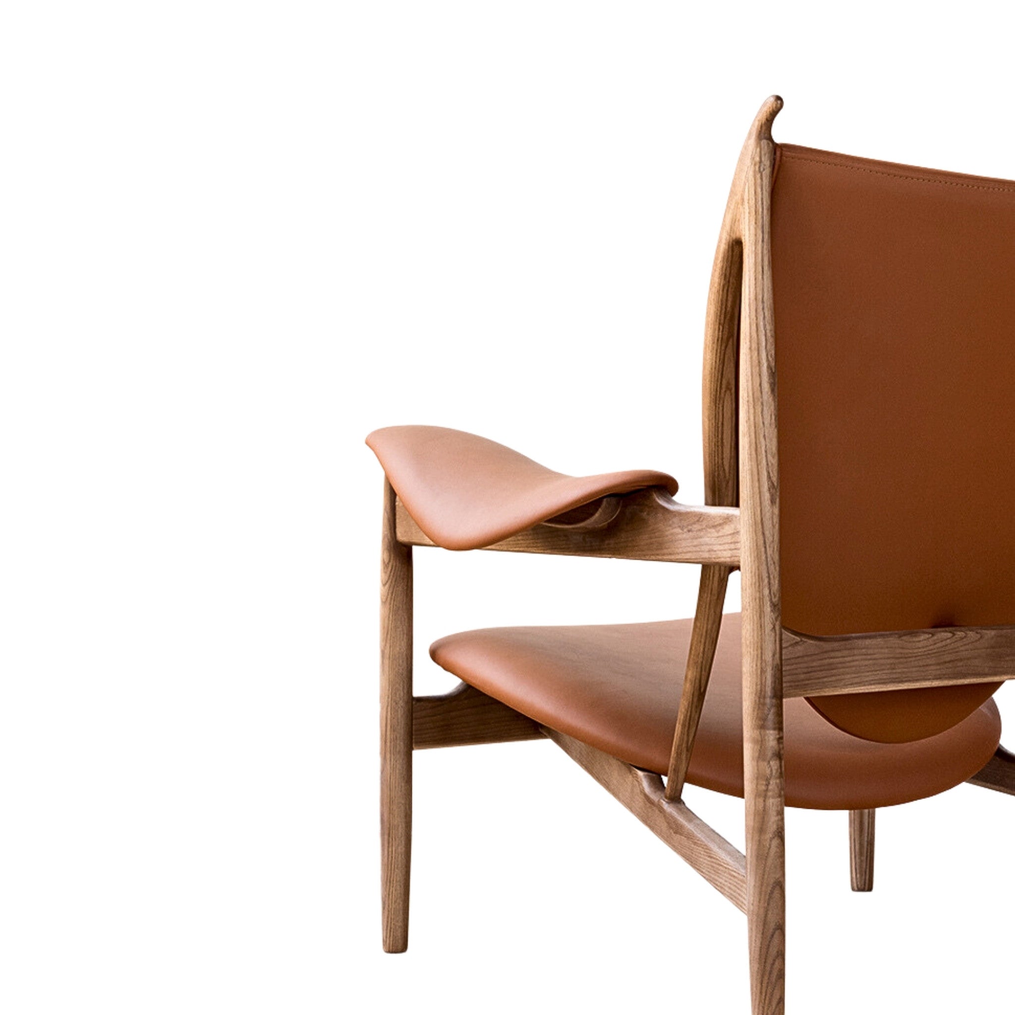 Chieftain Chair Replica | The Feelter