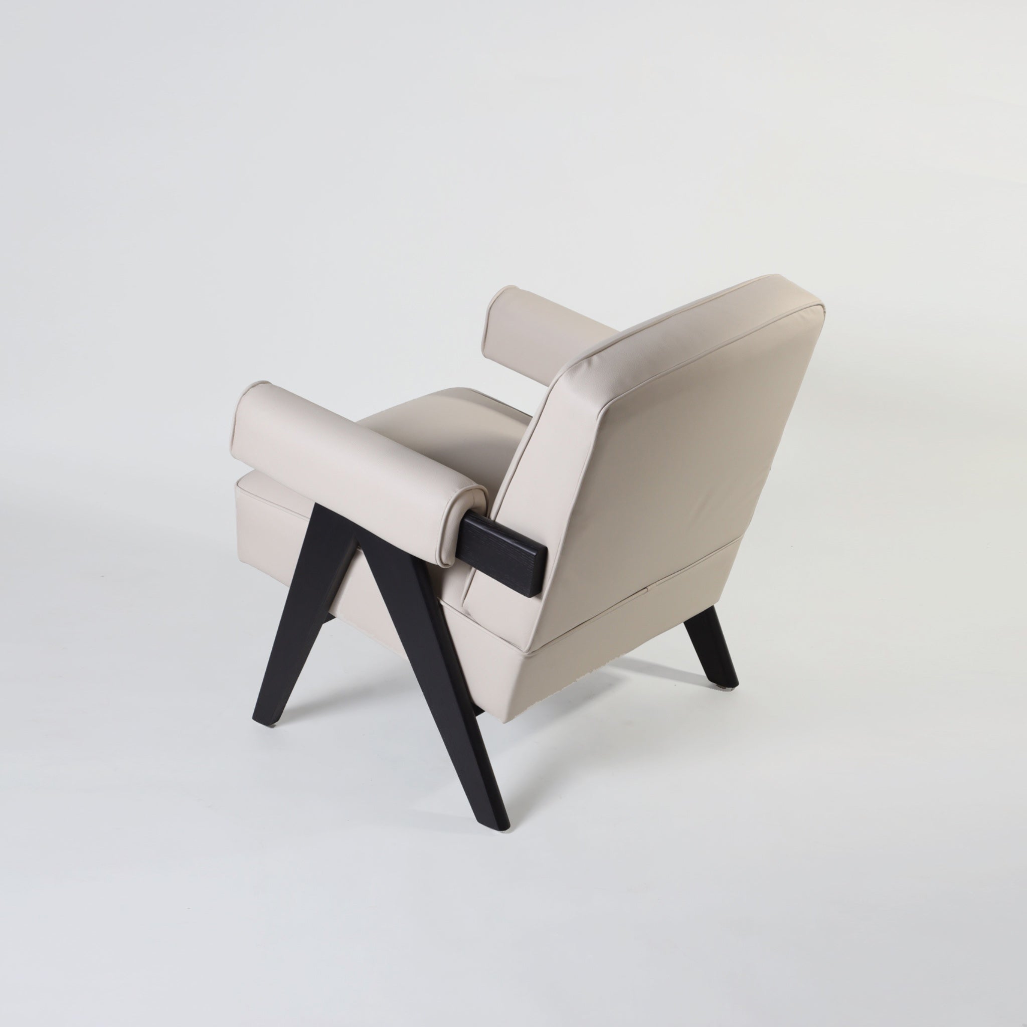 Capitol Complex Chair Replica | The Feelter