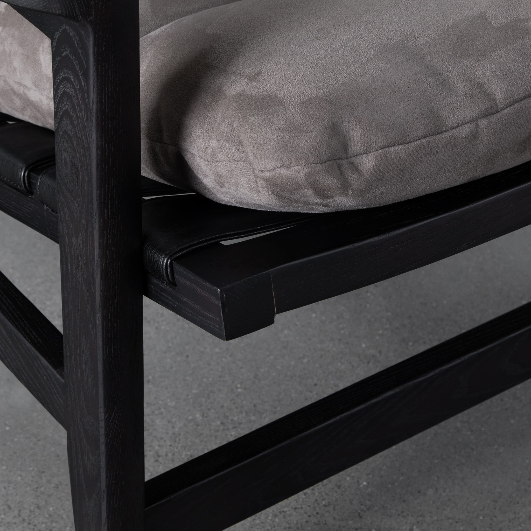 Porter Lounge Chair