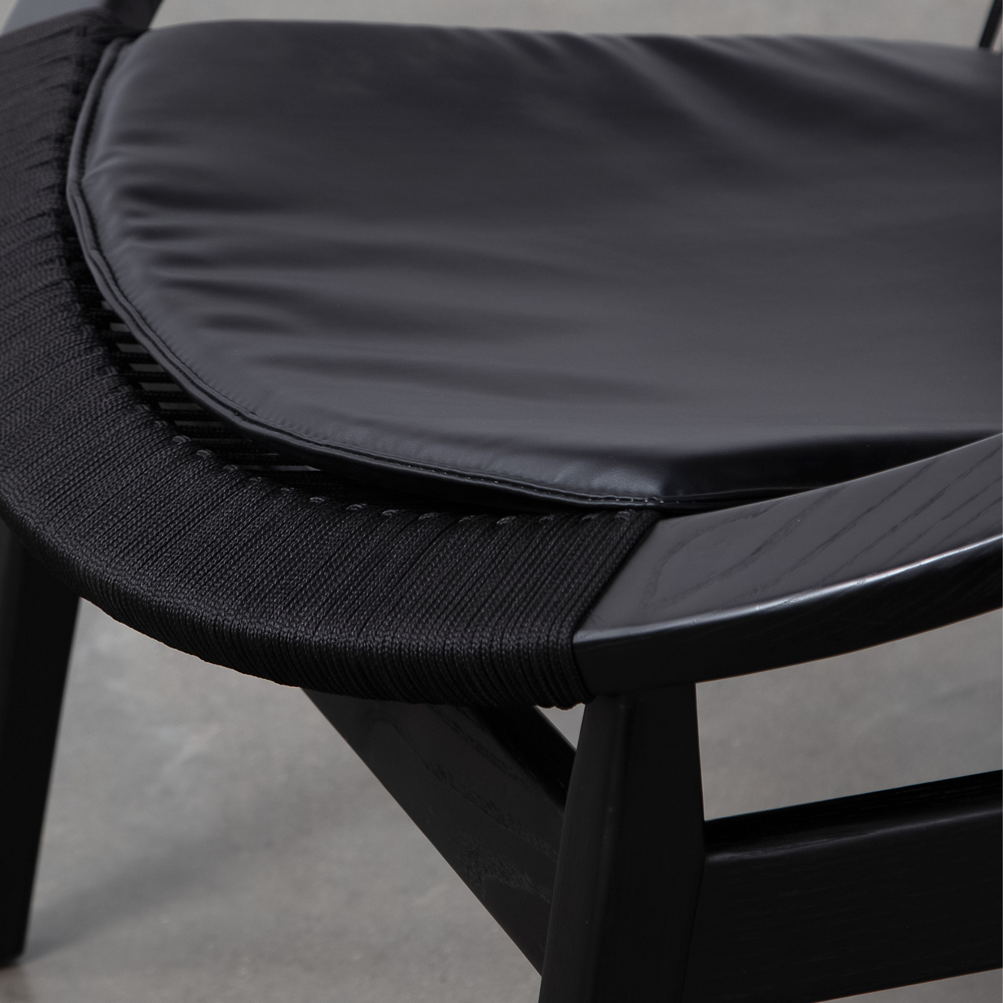 Halo Lounge Chair
