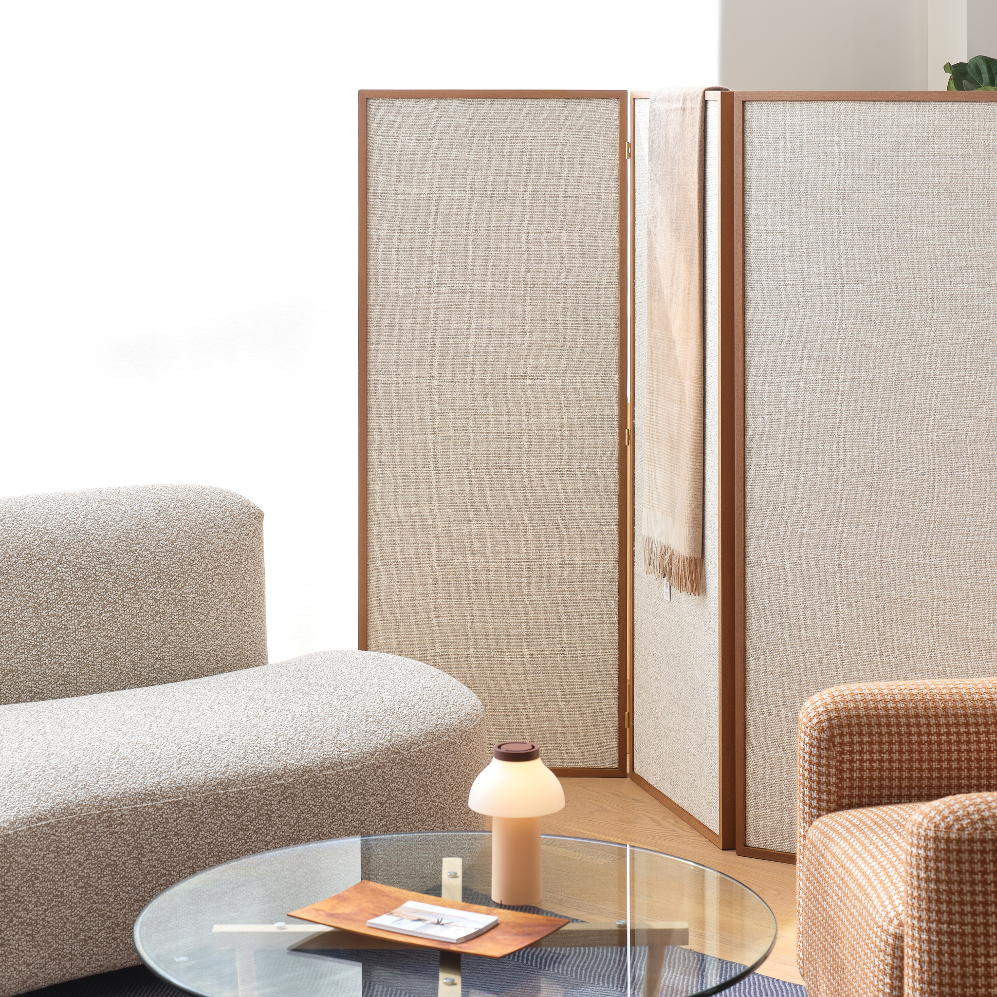 Tea Divider Screen - The Feelter