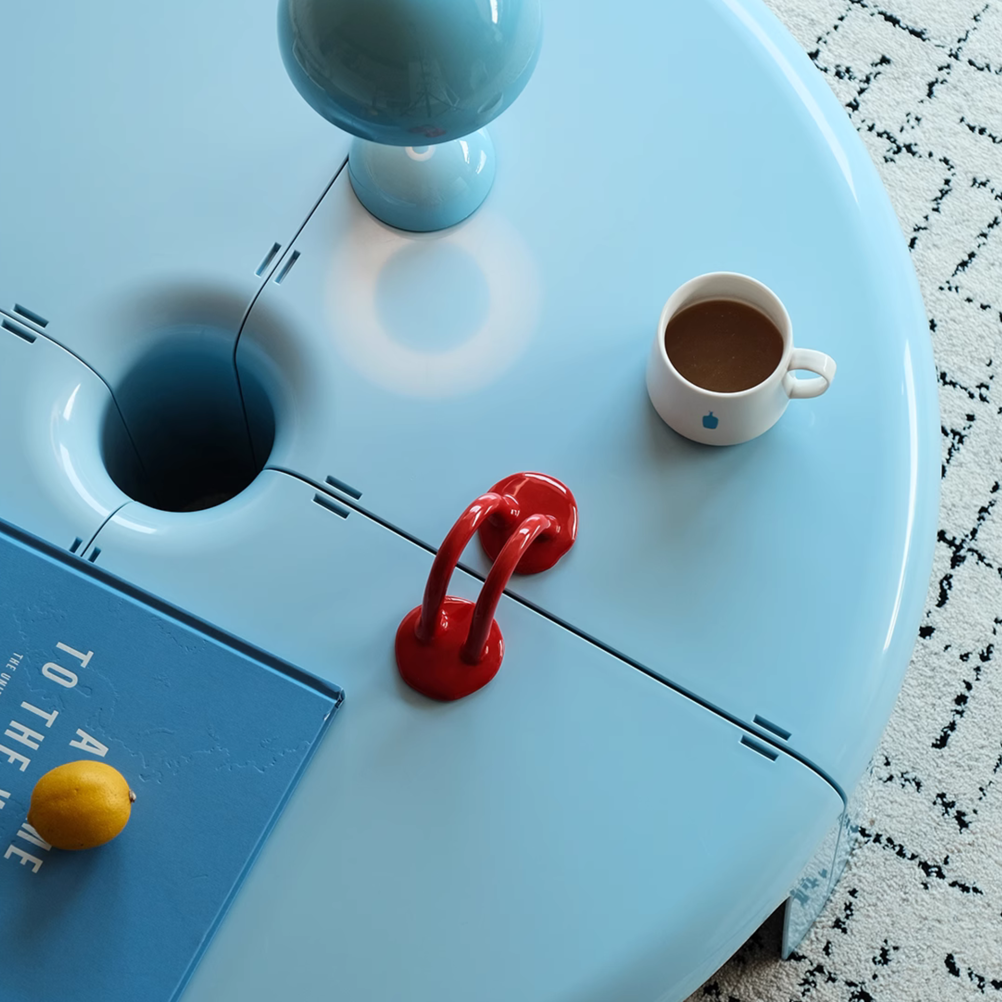 4 Piece Modular Plastic Table