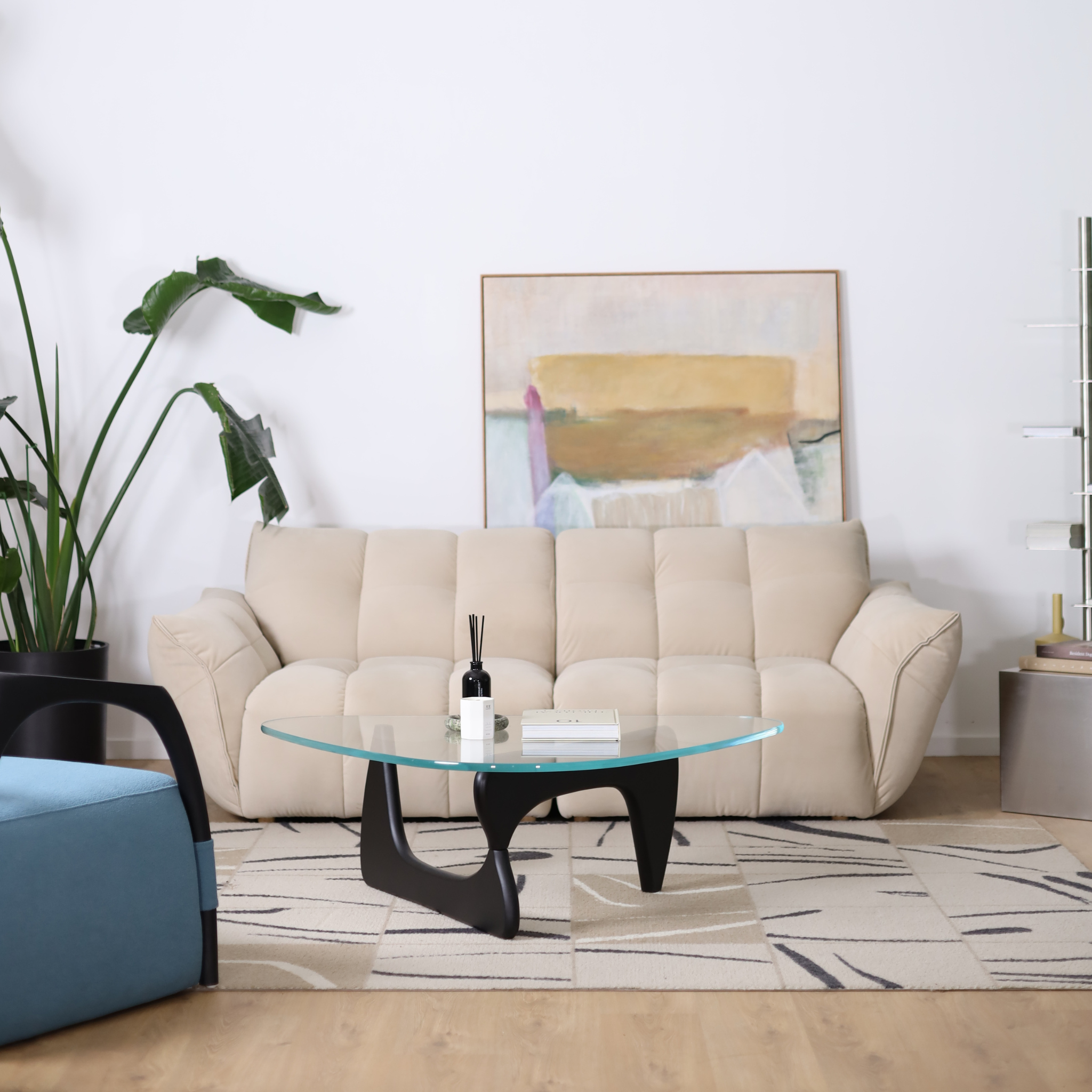 Lily Tufted Sofa - The Feelter