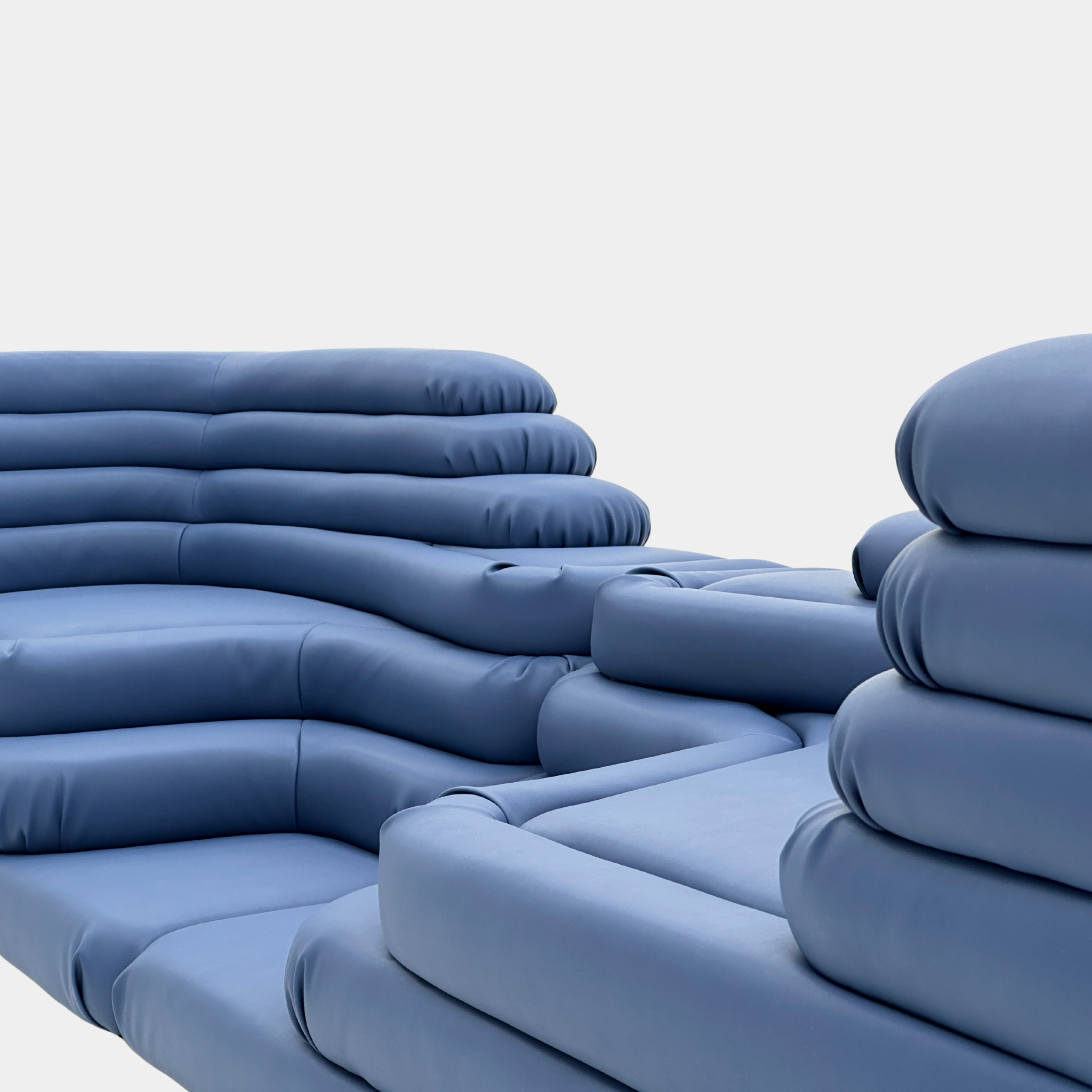 Layered Sofa - The Feelter