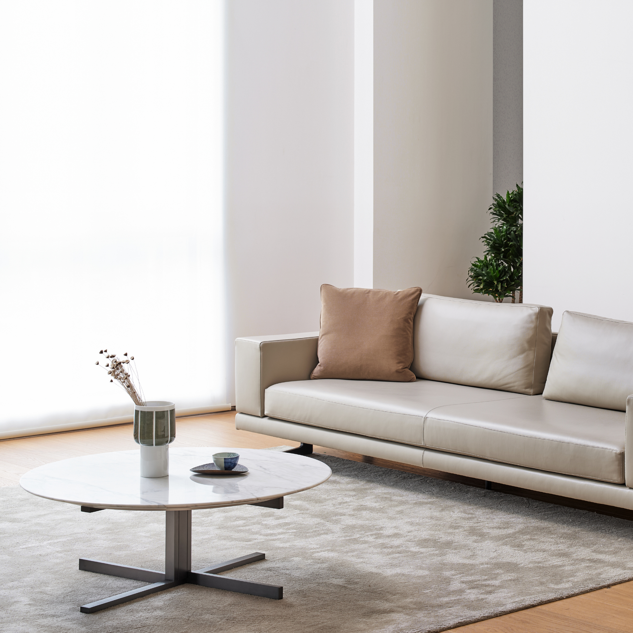 Bologna Marble Round Coffee Table - The Feelter
