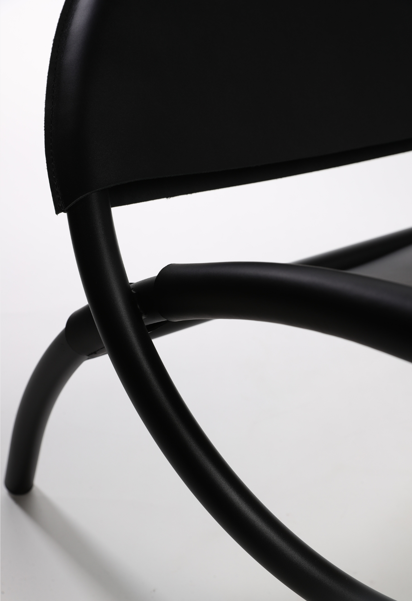 Black Mountain Furniture | Axis Lounge Chair - The Feelter