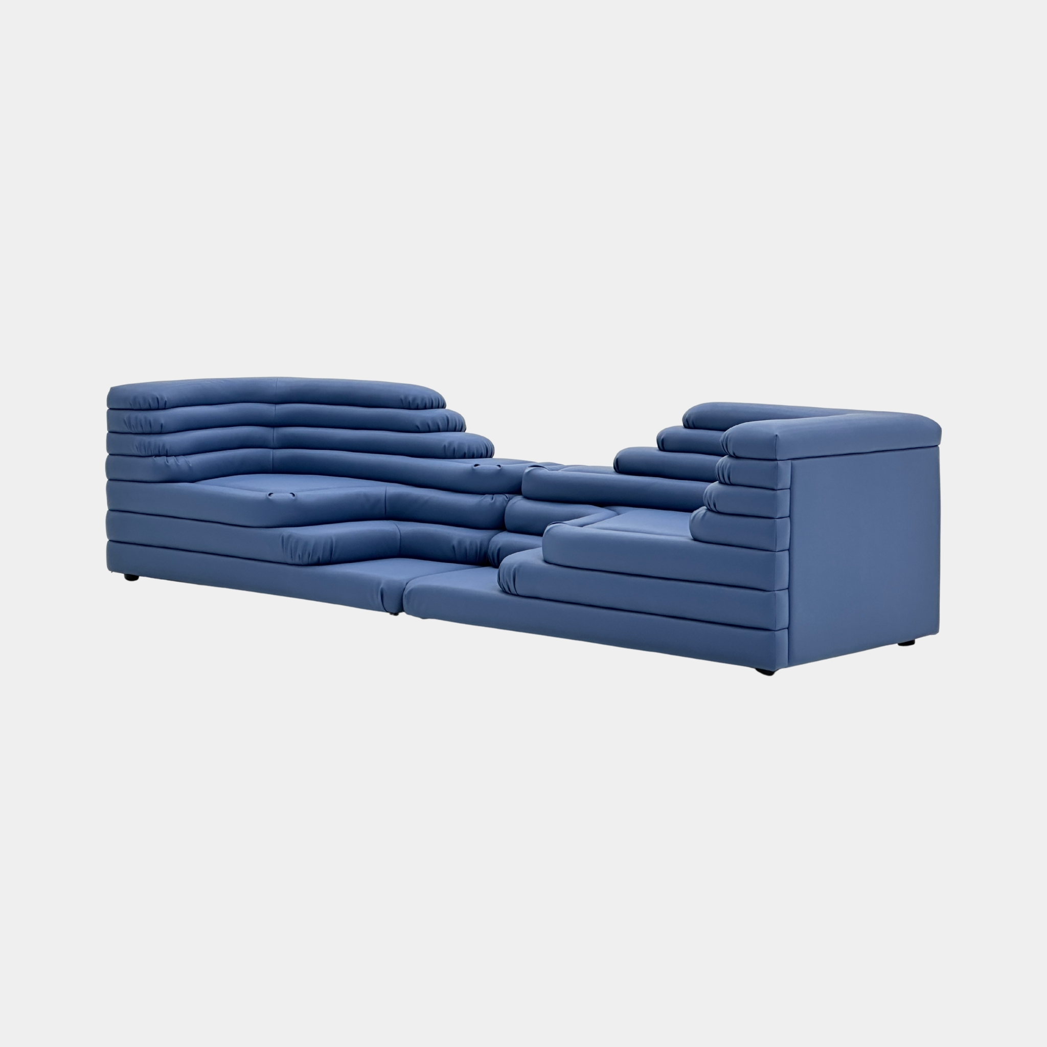 Layered Sofa - The Feelter