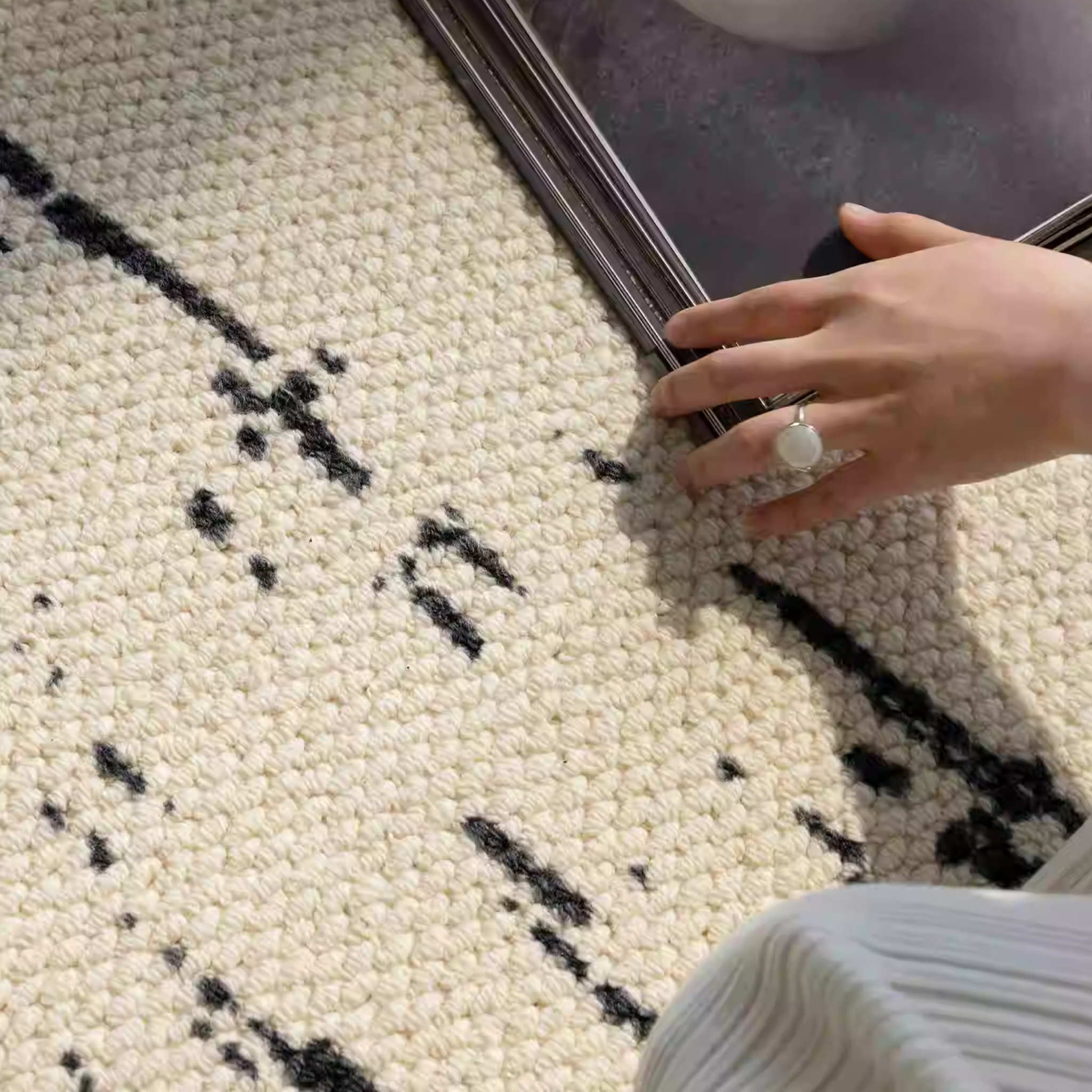 Strokes Wool Rug