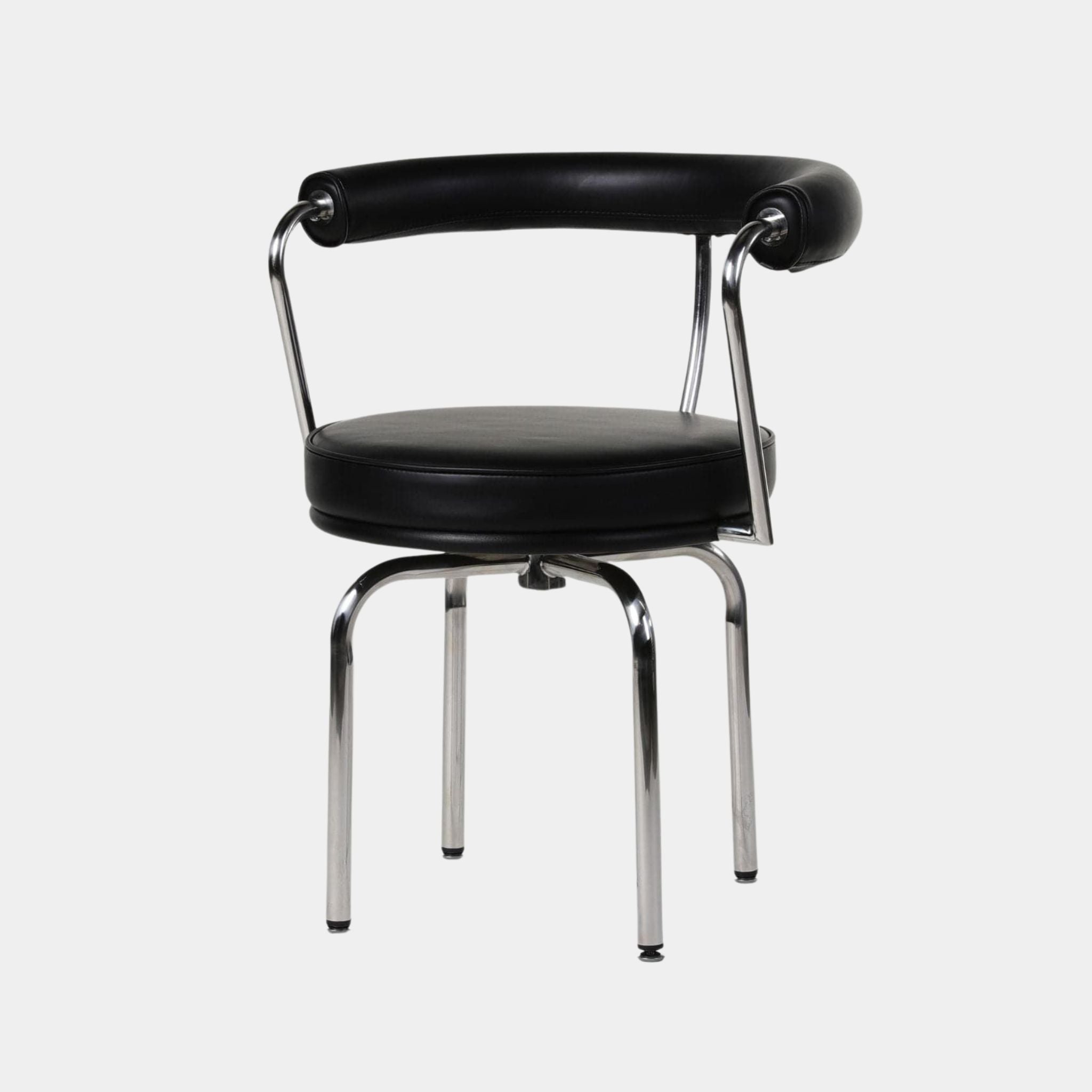 LC7 Swivel Chair Replica | The Feelter