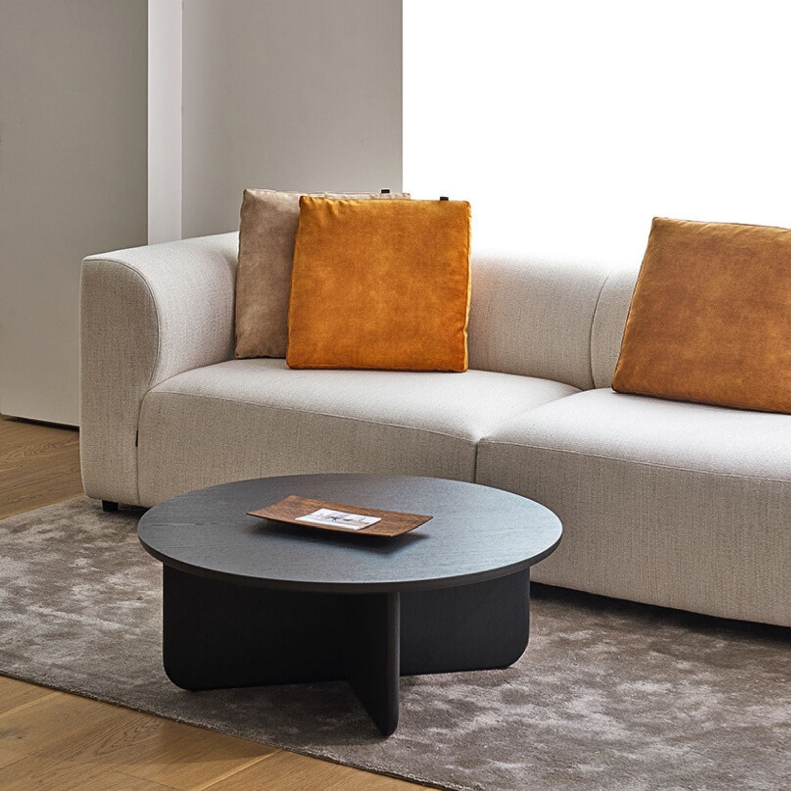 Lux Sofa - The Feelter