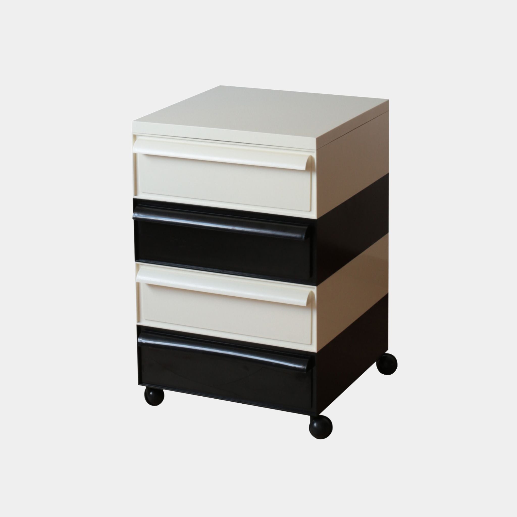 Simon Stackable Storage System