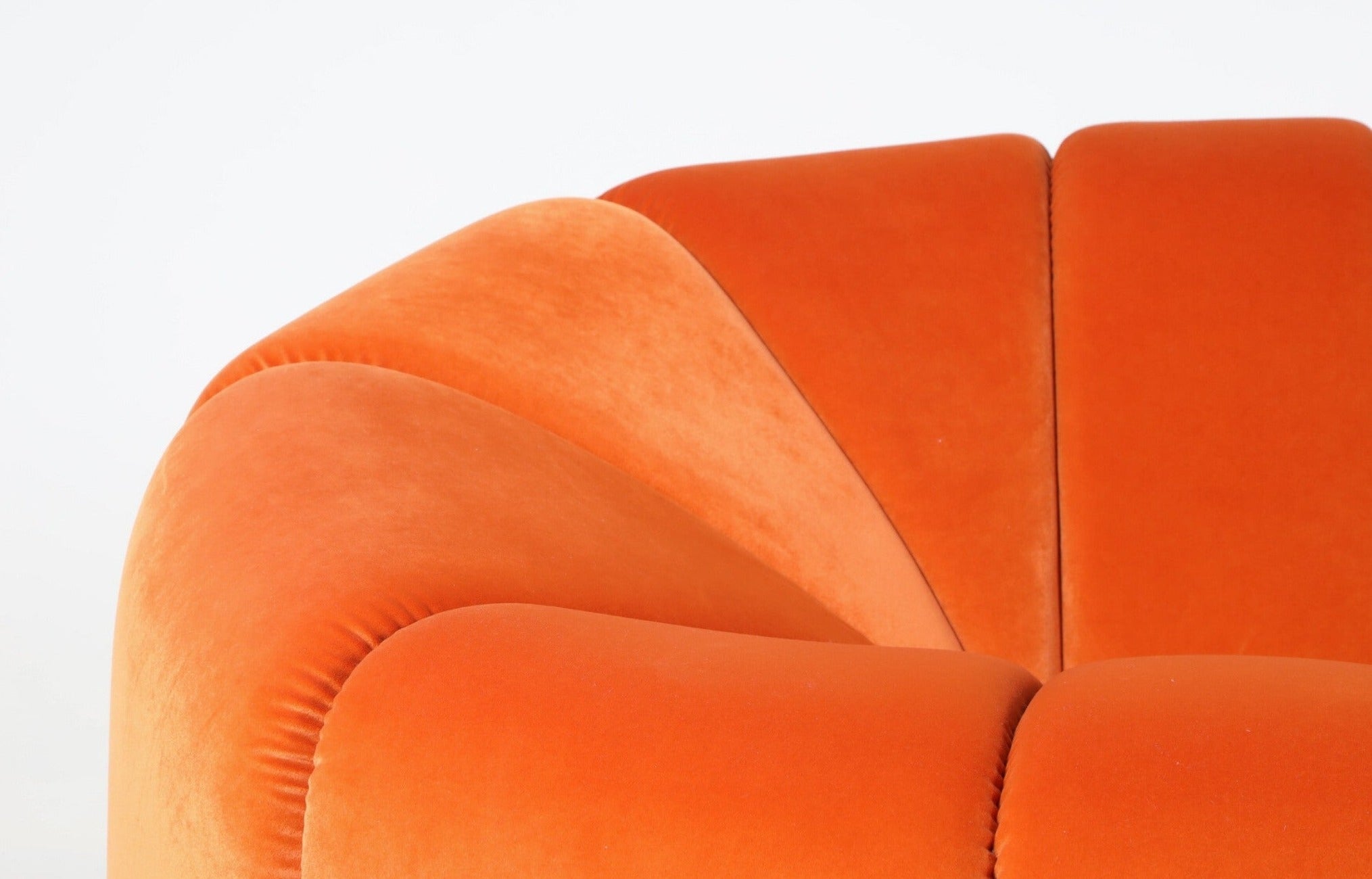 Bloom Fluted Sofa - The Feelter