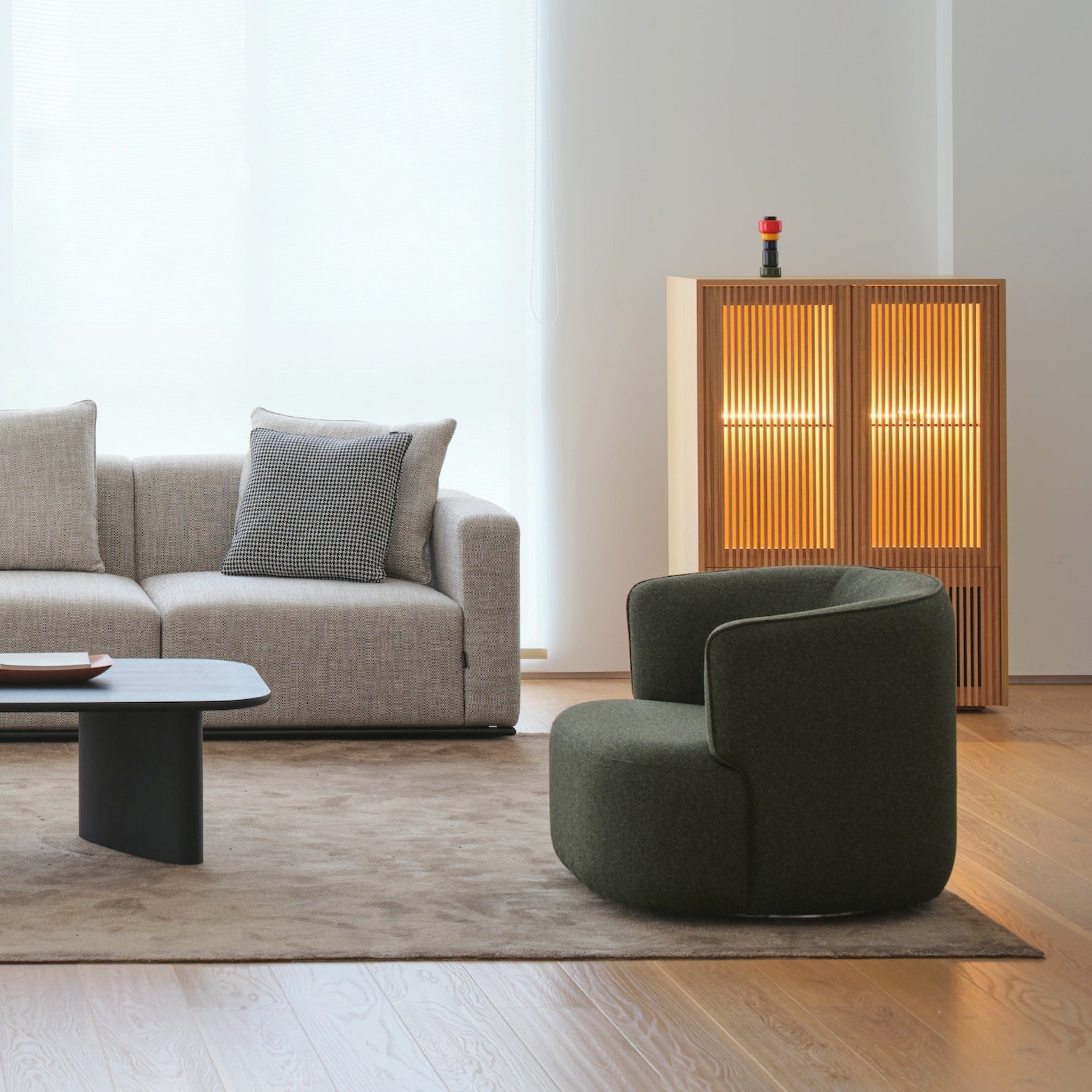 Heb Swivel Armchair - The Feelter