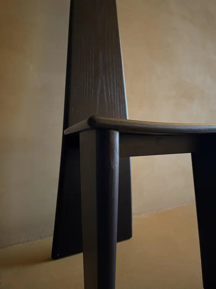 Kar Studio | High Back Chair