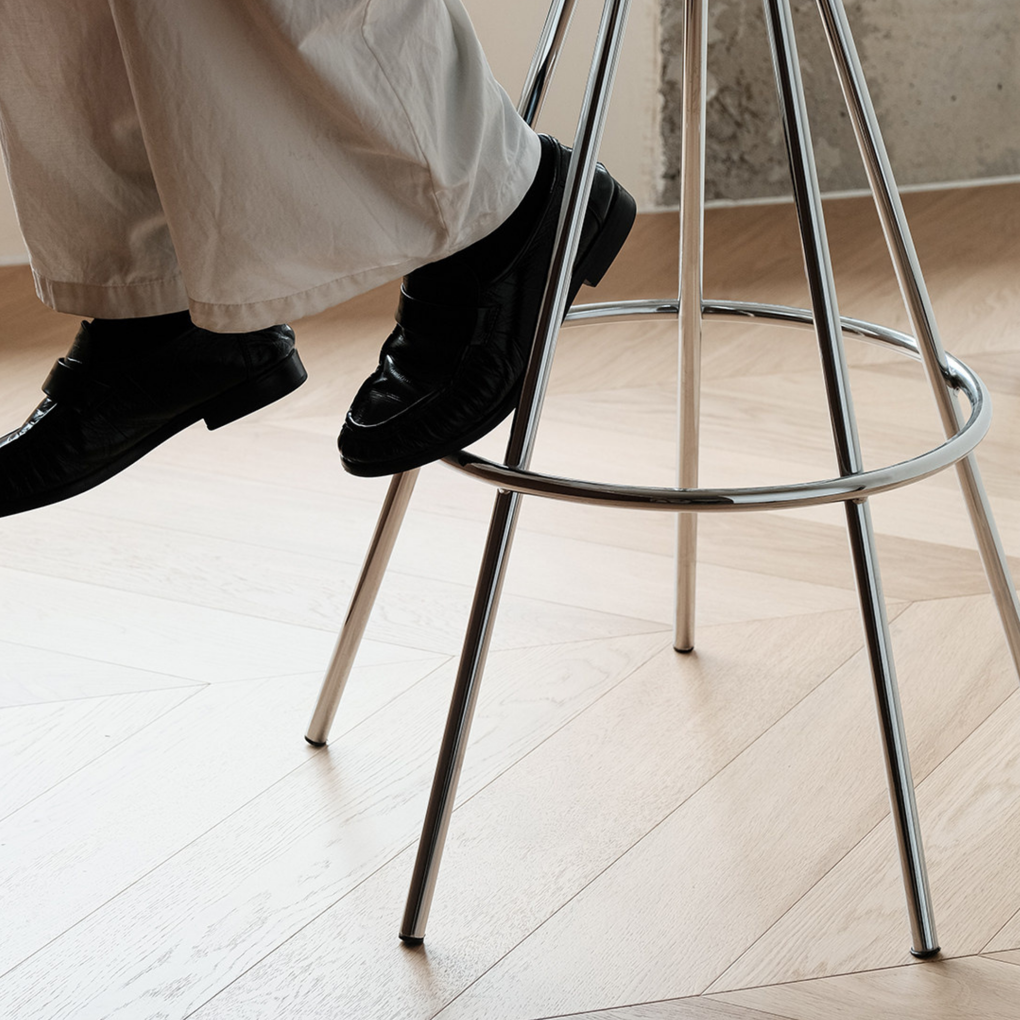 Jim Bar Stool - The Feelter