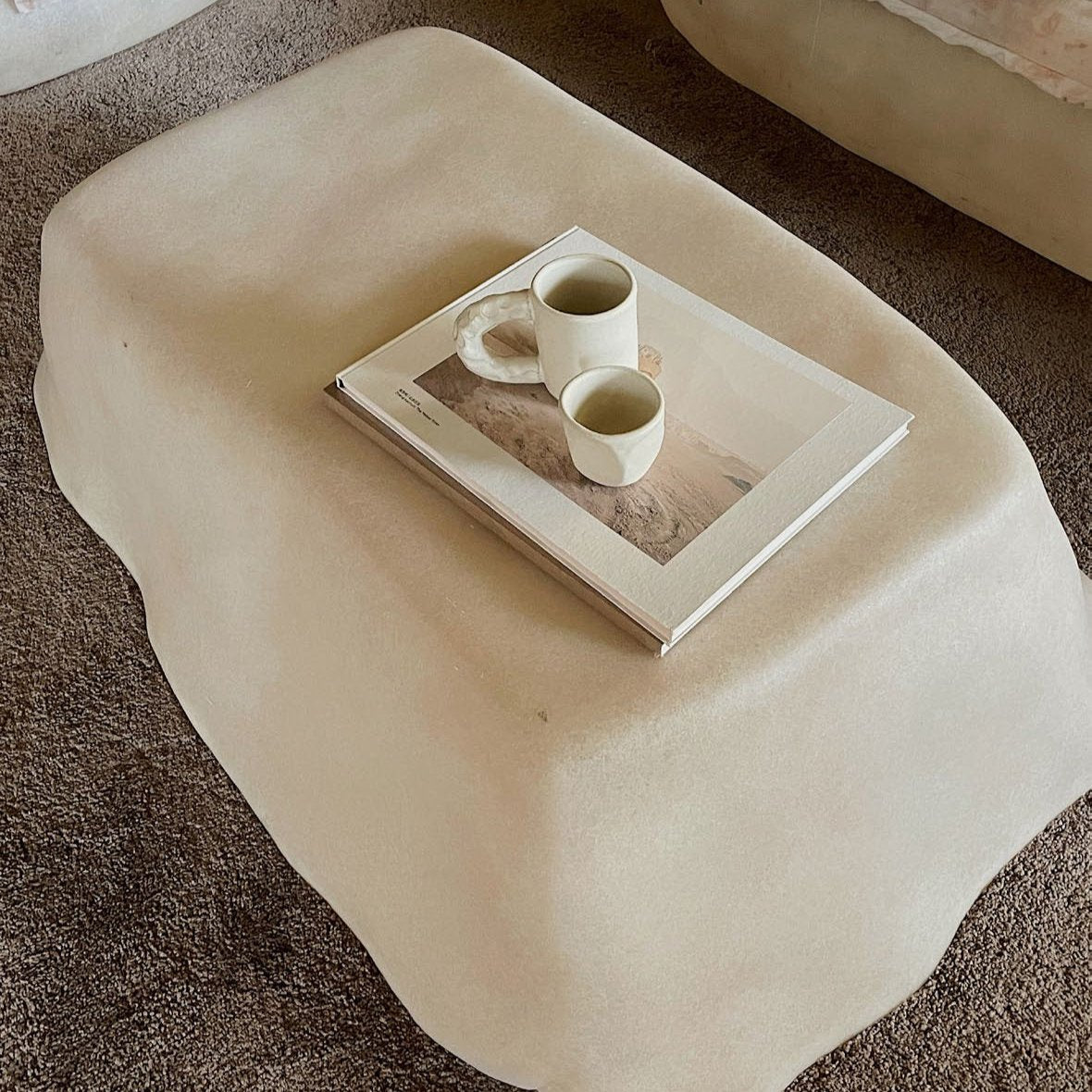 kar Pudding Coffee Table 四方布丁茶几侘寂简约客厅玻璃钢侘寂 - The Feelter
