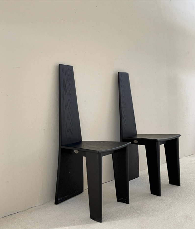 Kar Studio | High Back Chair