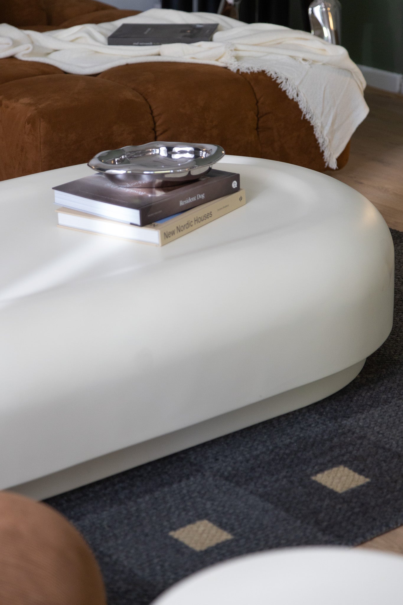 roly poly fibreglass coffee table