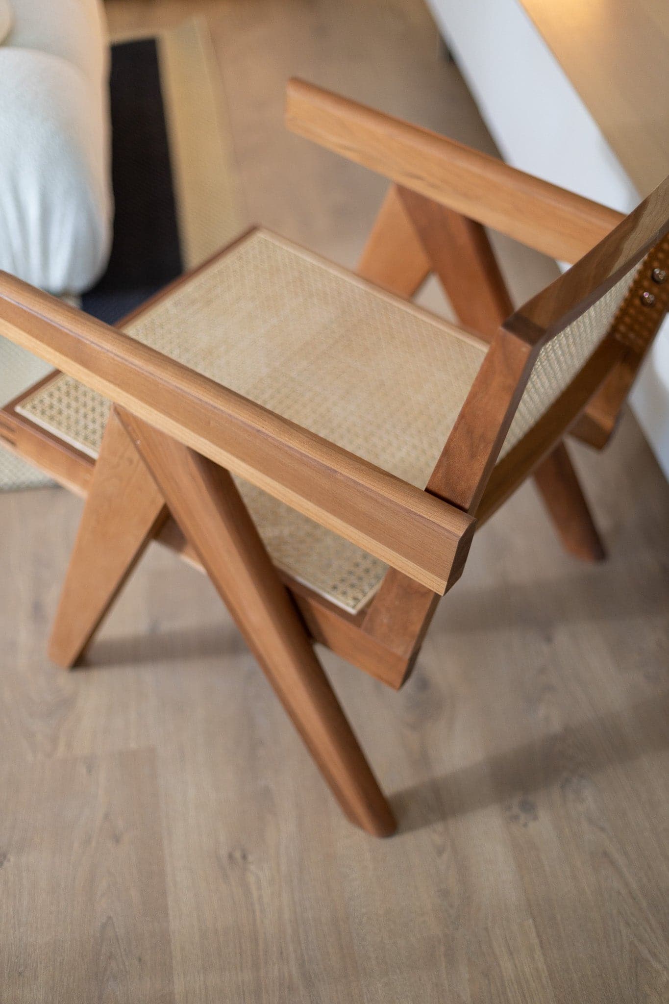 Chandigarh Armchair Replica | The Feelter