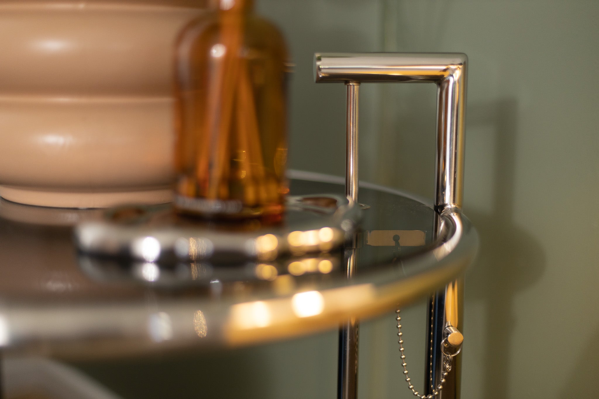 E1027 Adjustable Table Replica | The Feelter