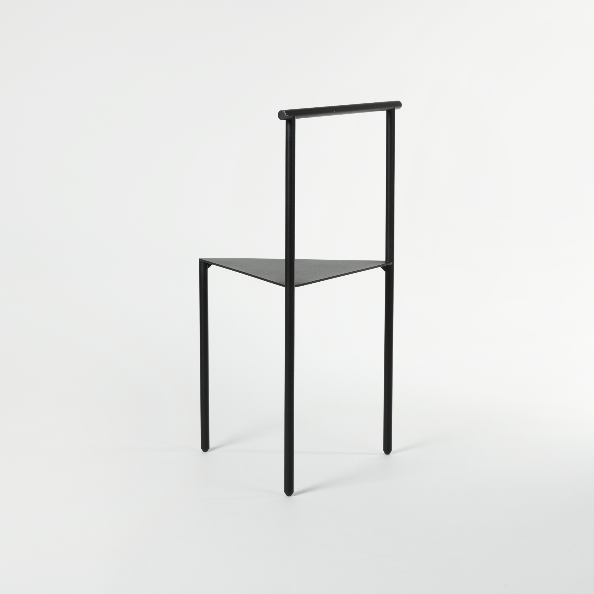 Black Mountain Furniture | Line Chair