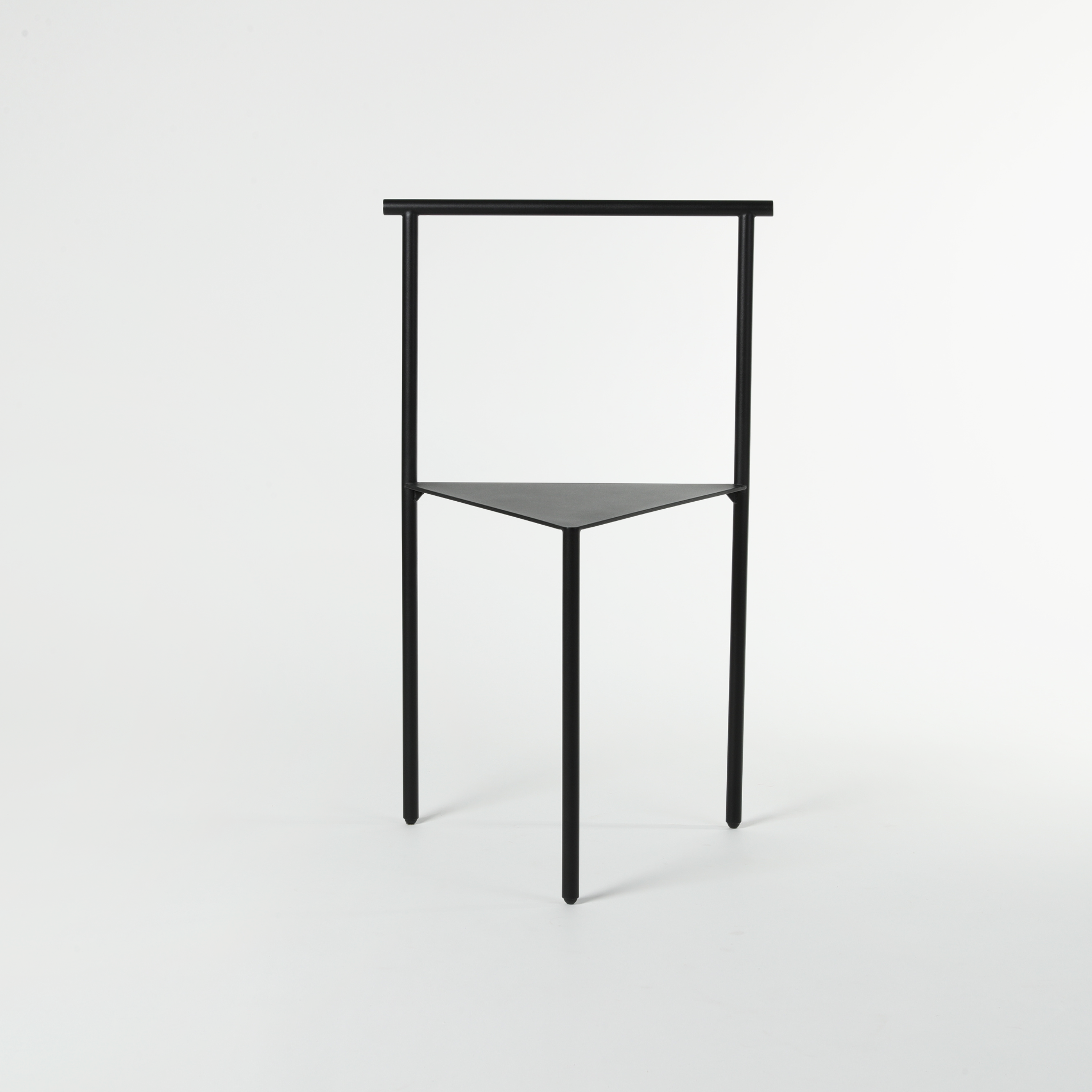 Black Mountain Furniture | Line Chair