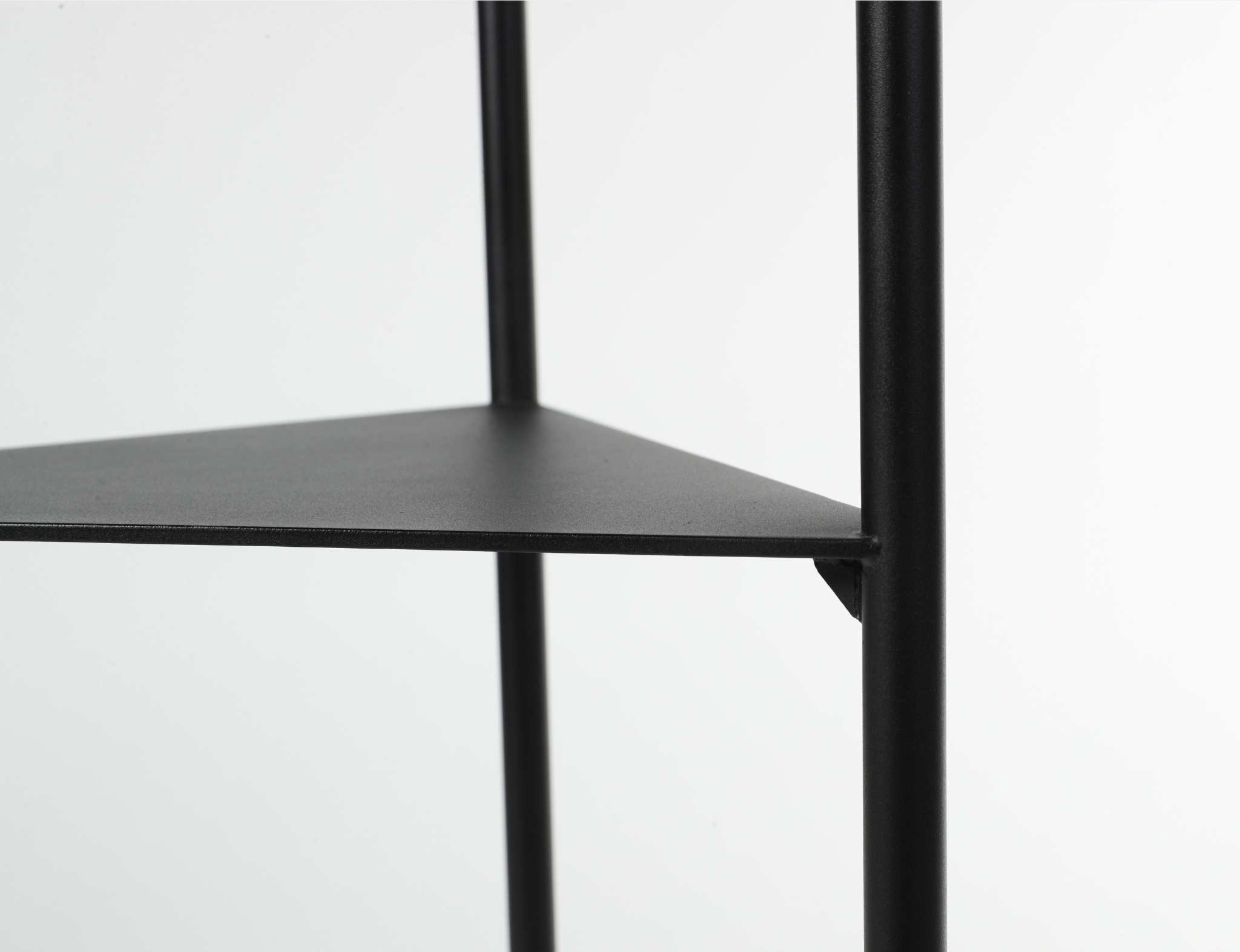 Black Mountain Furniture | Line Chair