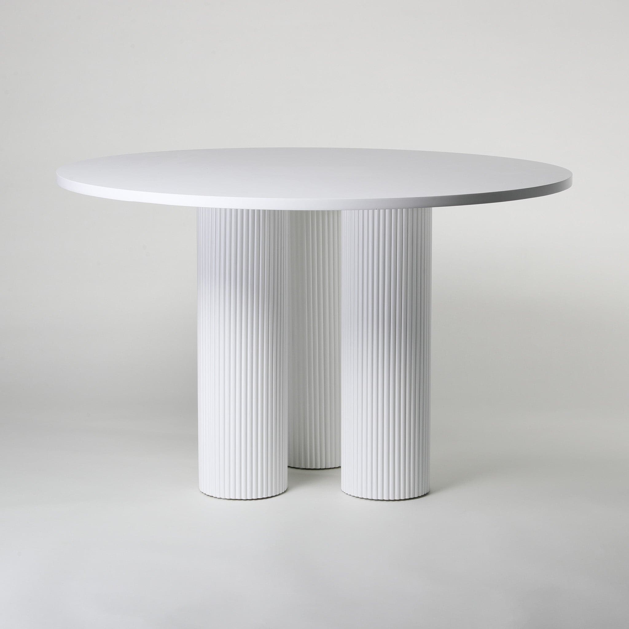 3 Pillar Dining Table | The Feelter