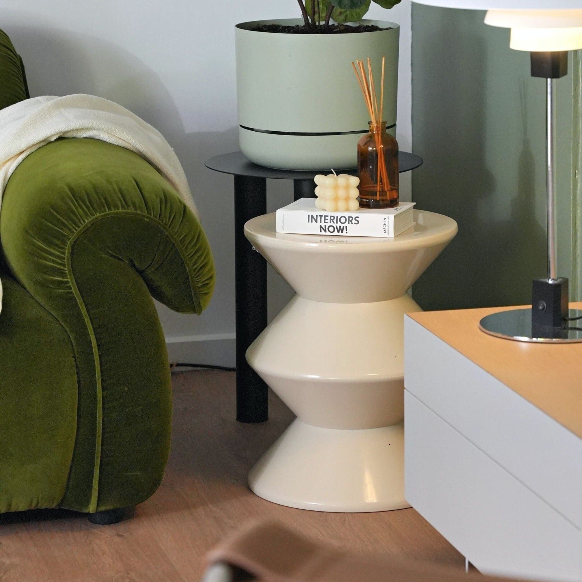 Cesar Stool Replica | The Feelter