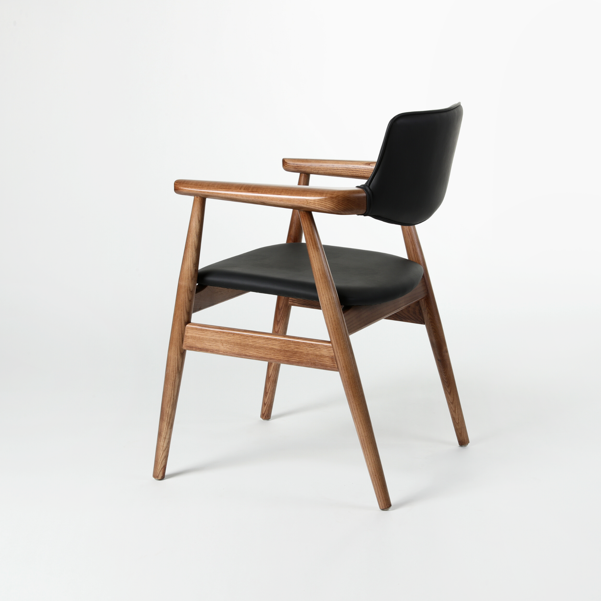 GM11 Dining Chair Replica | The Feelter