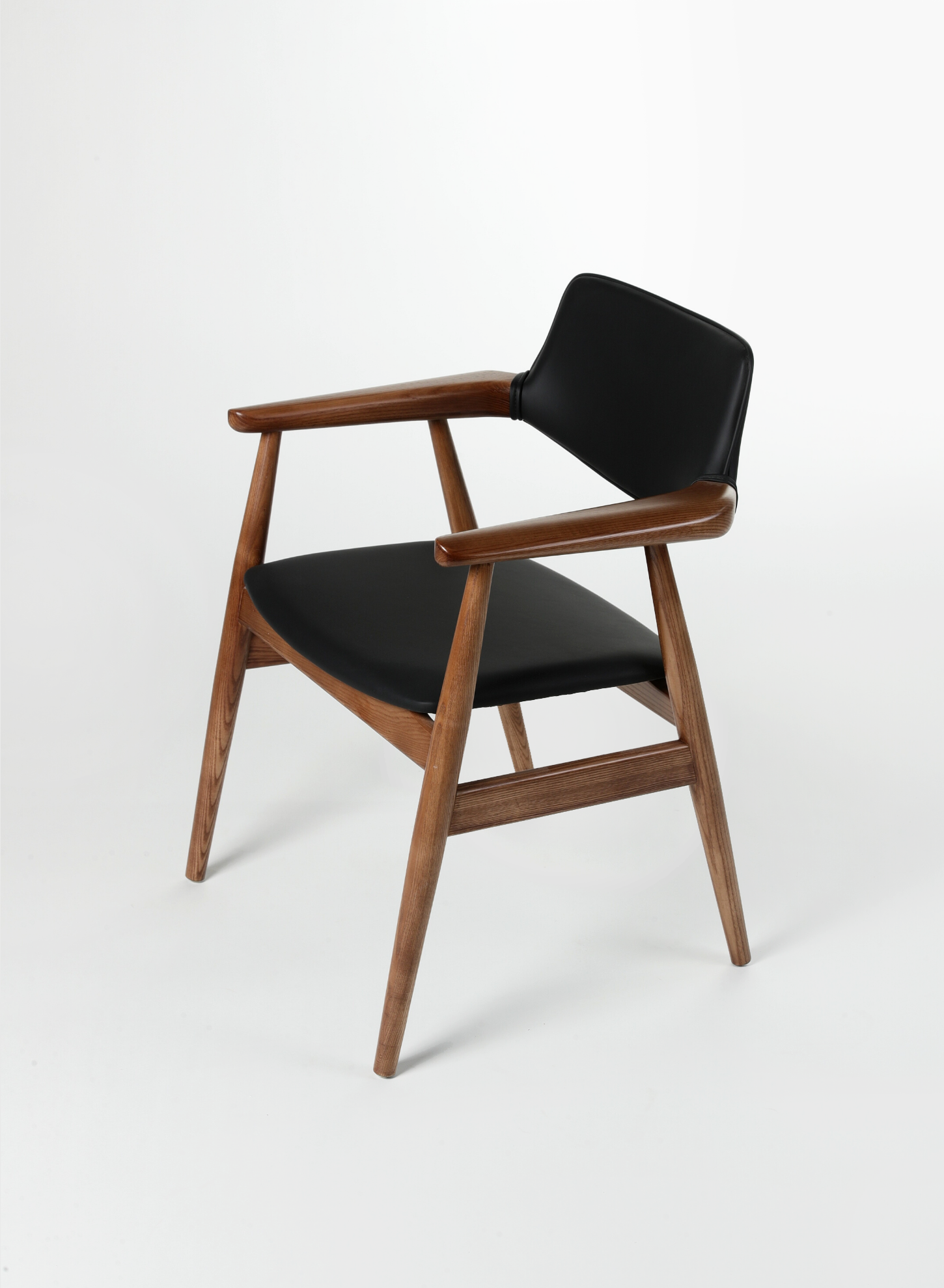 GM11 Dining Chair Replica | The Feelter