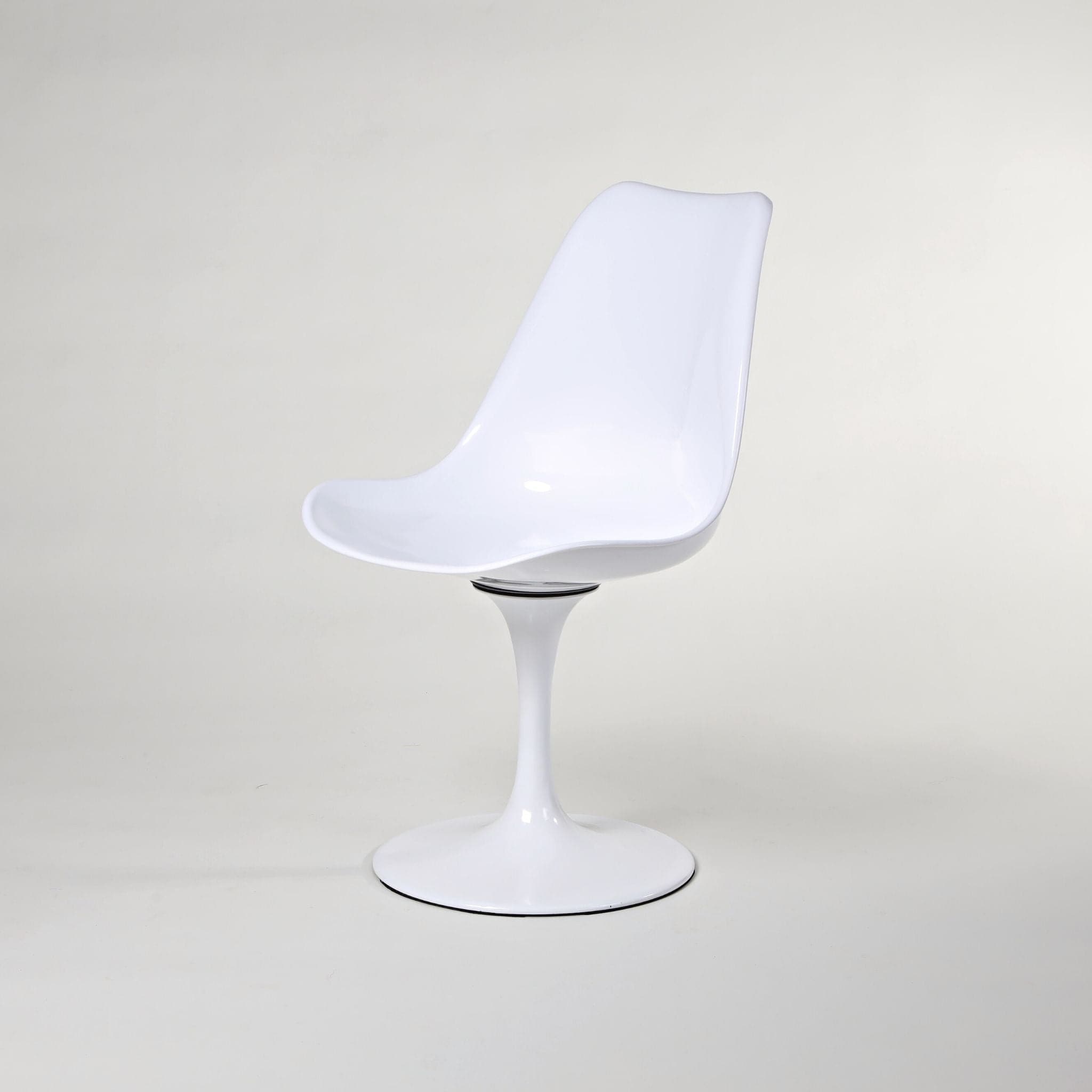 Tulip Dining Chair Replica | The Feelter