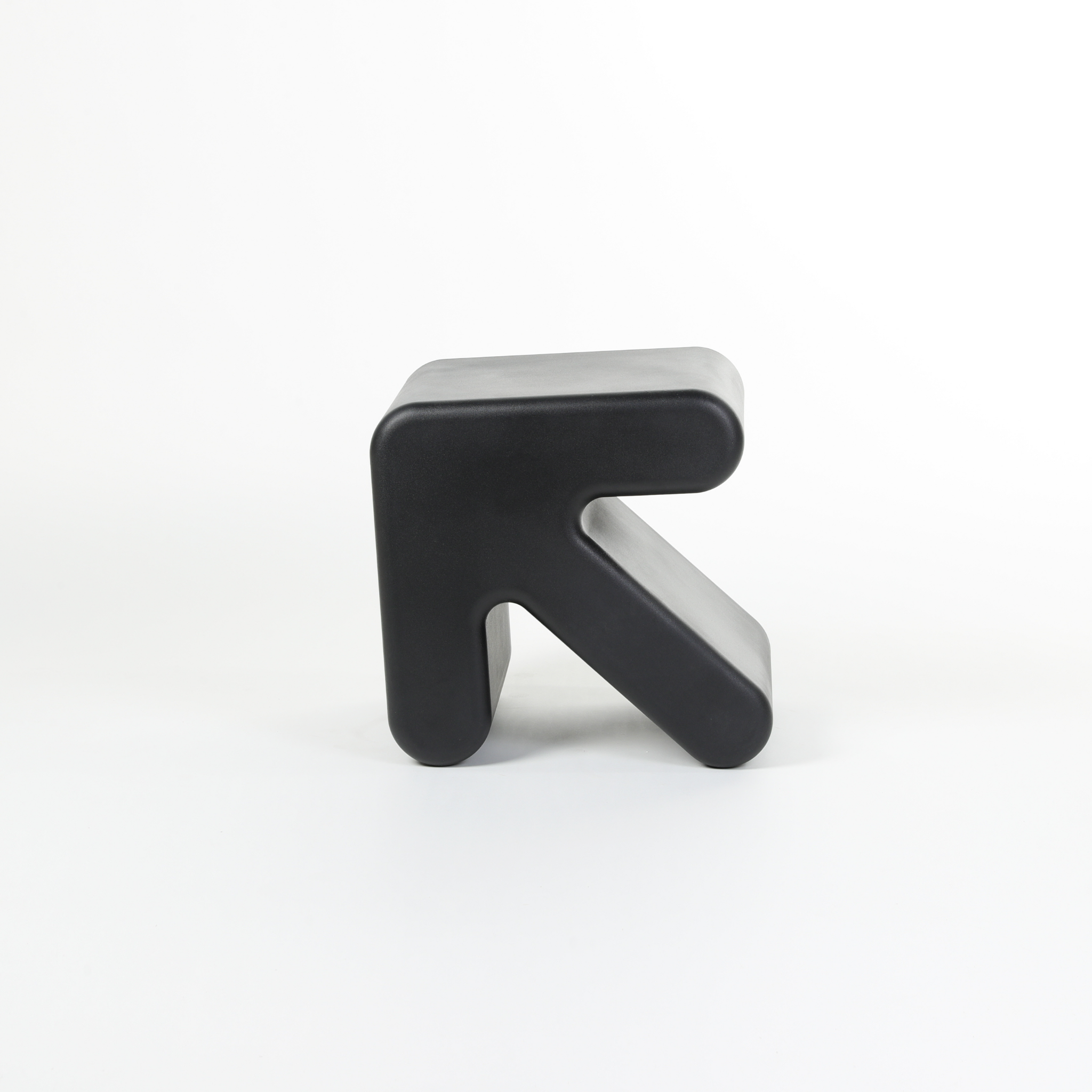 Arrow Stool | The Feelter