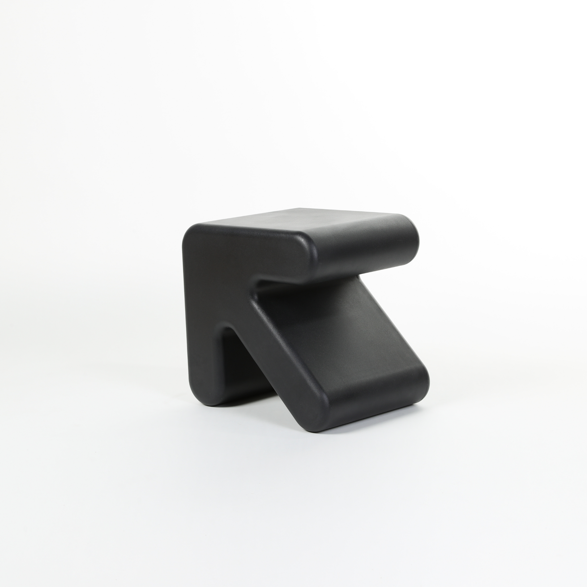 Arrow Stool | The Feelter