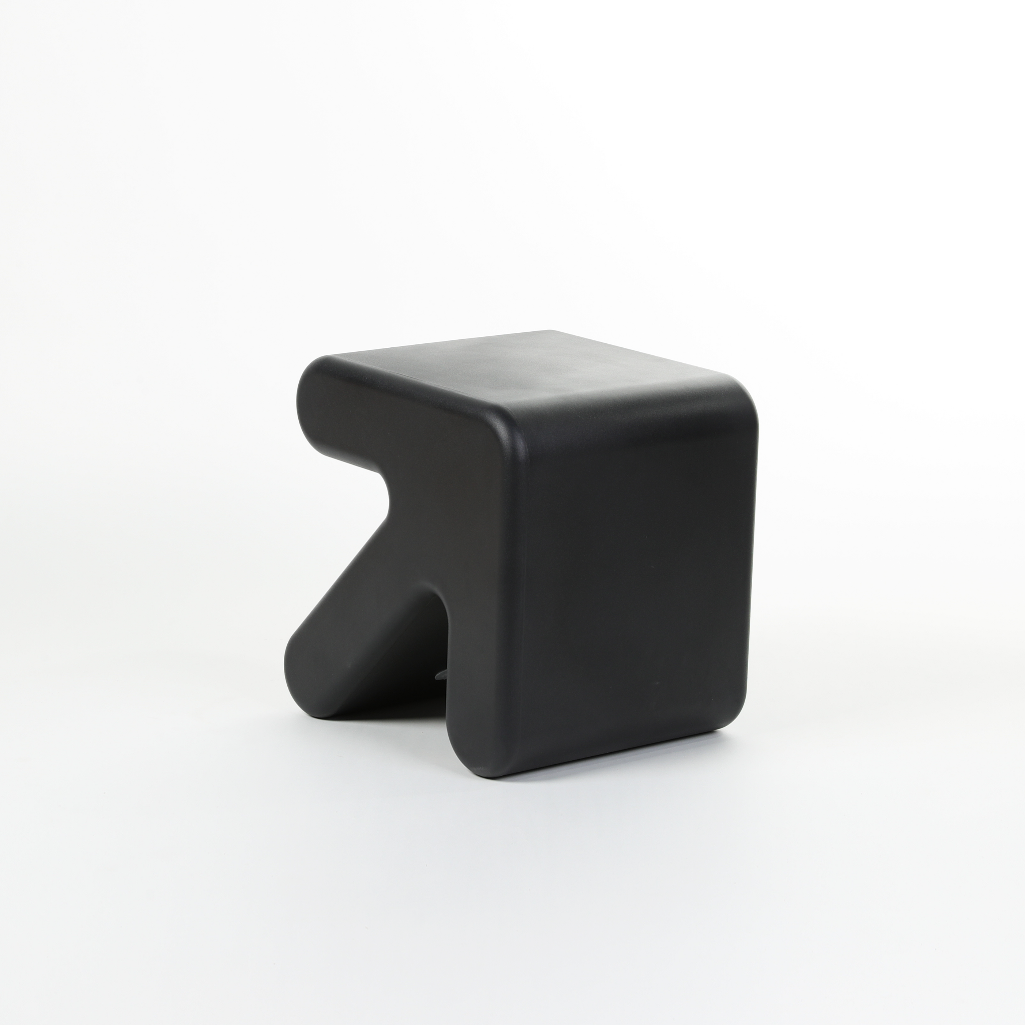 Arrow Stool | The Feelter
